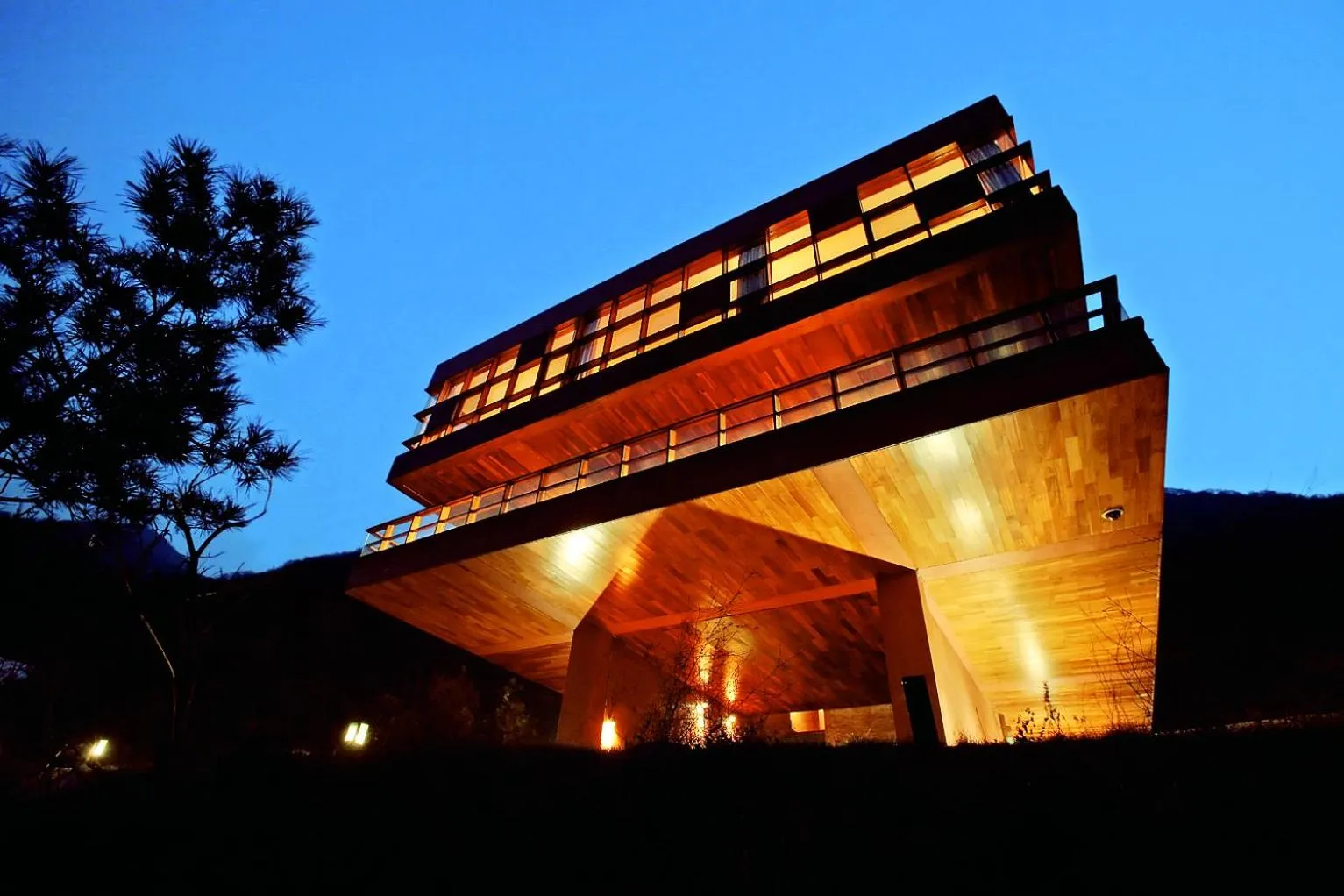 Commune by the Great Wall, in the Unbound Collection by Hyatt