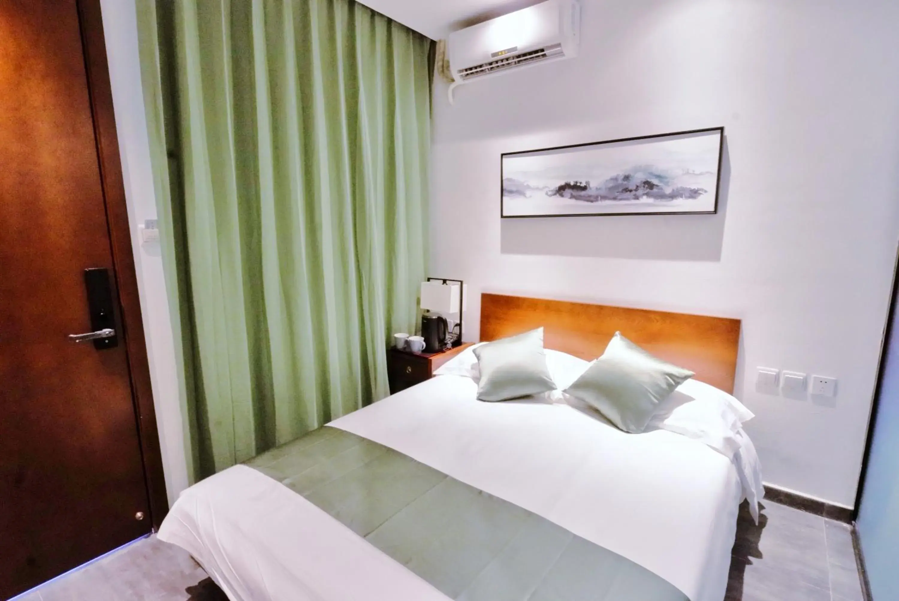 Bed in Guipu Beihai Courtyard Hotel Beijing Bed in Guipu Beihai Courtyard Hotel Beijing