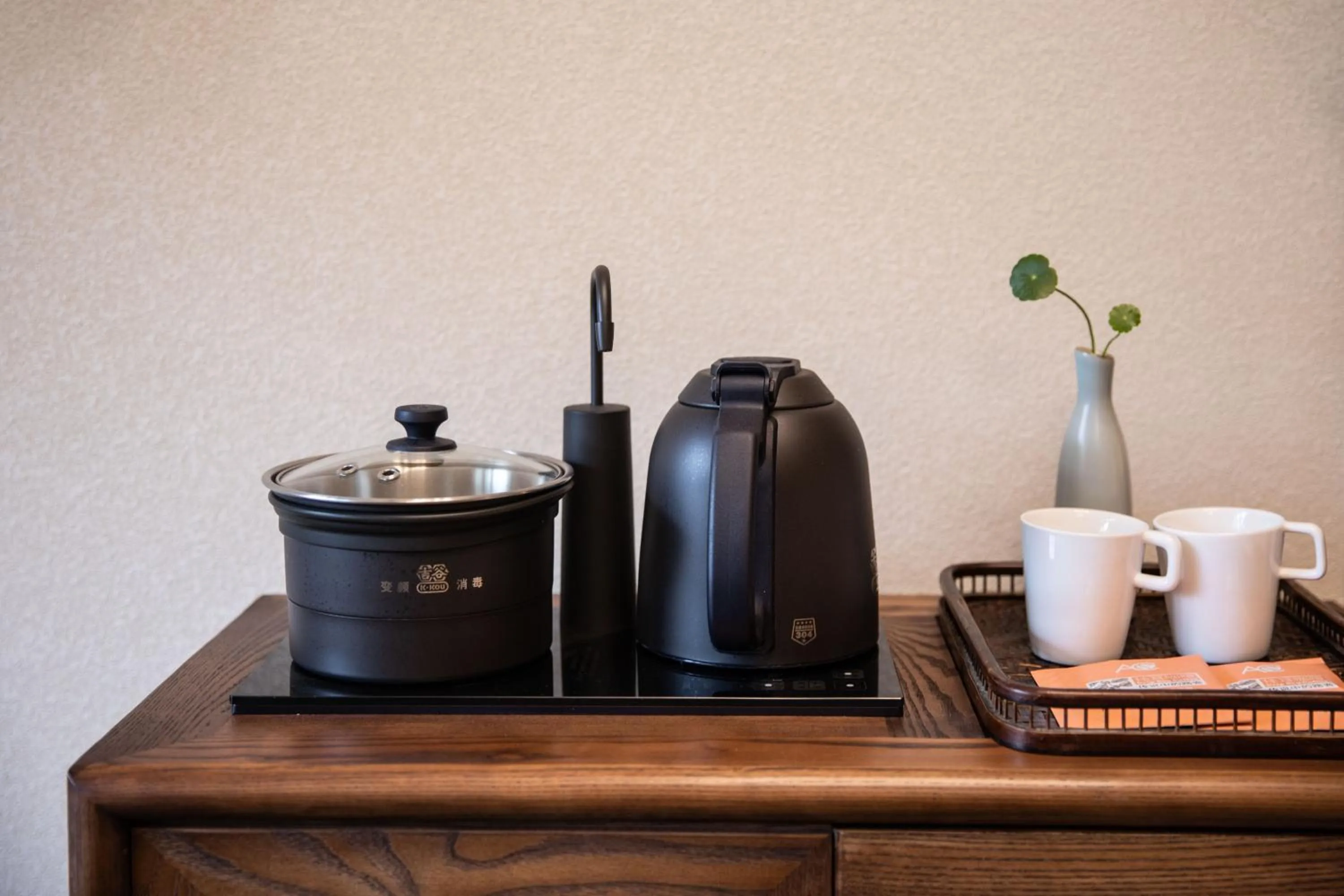 Coffee/tea facilities in Guipu Beihai Courtyard Hotel Beijing