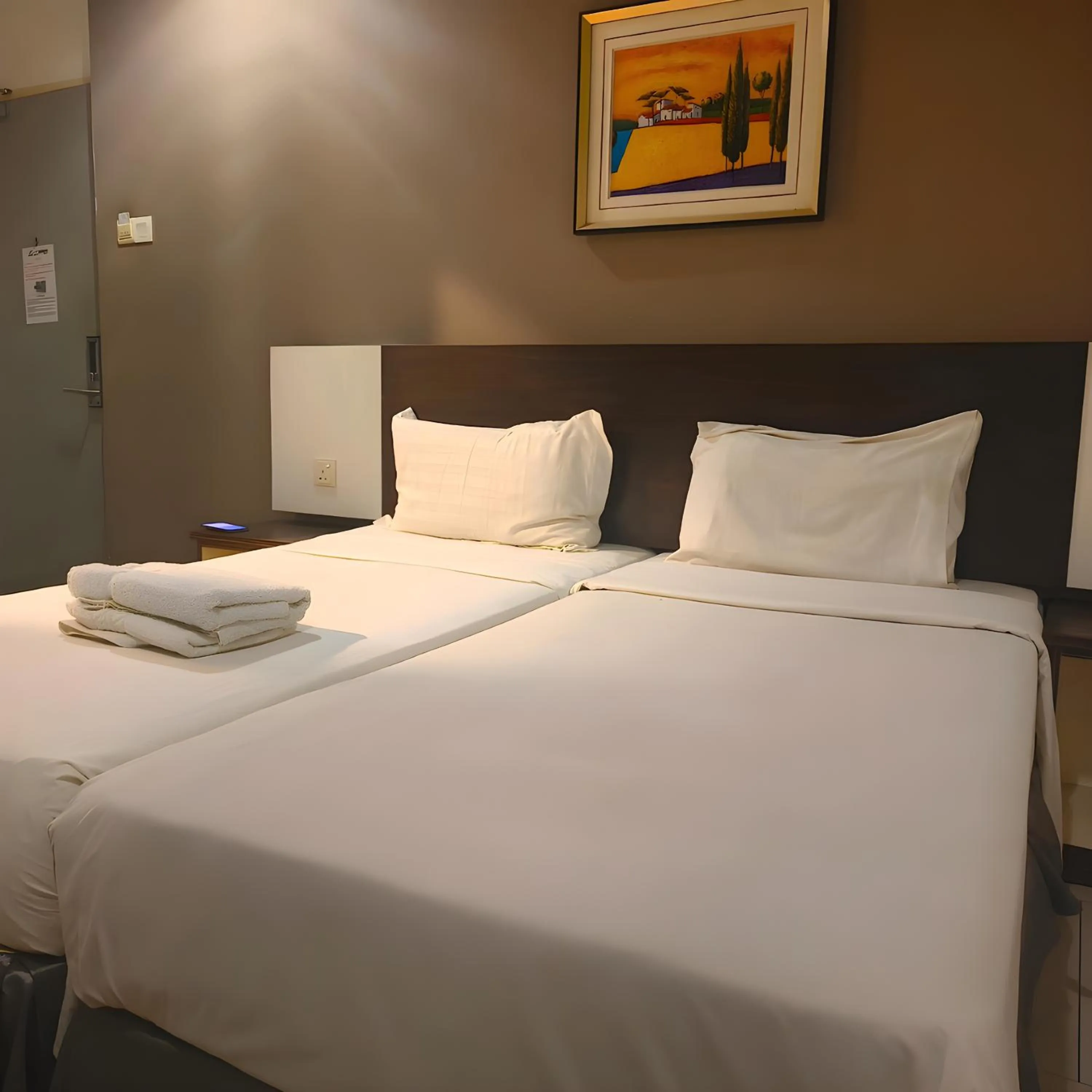 Bed in LEO Express Hotel