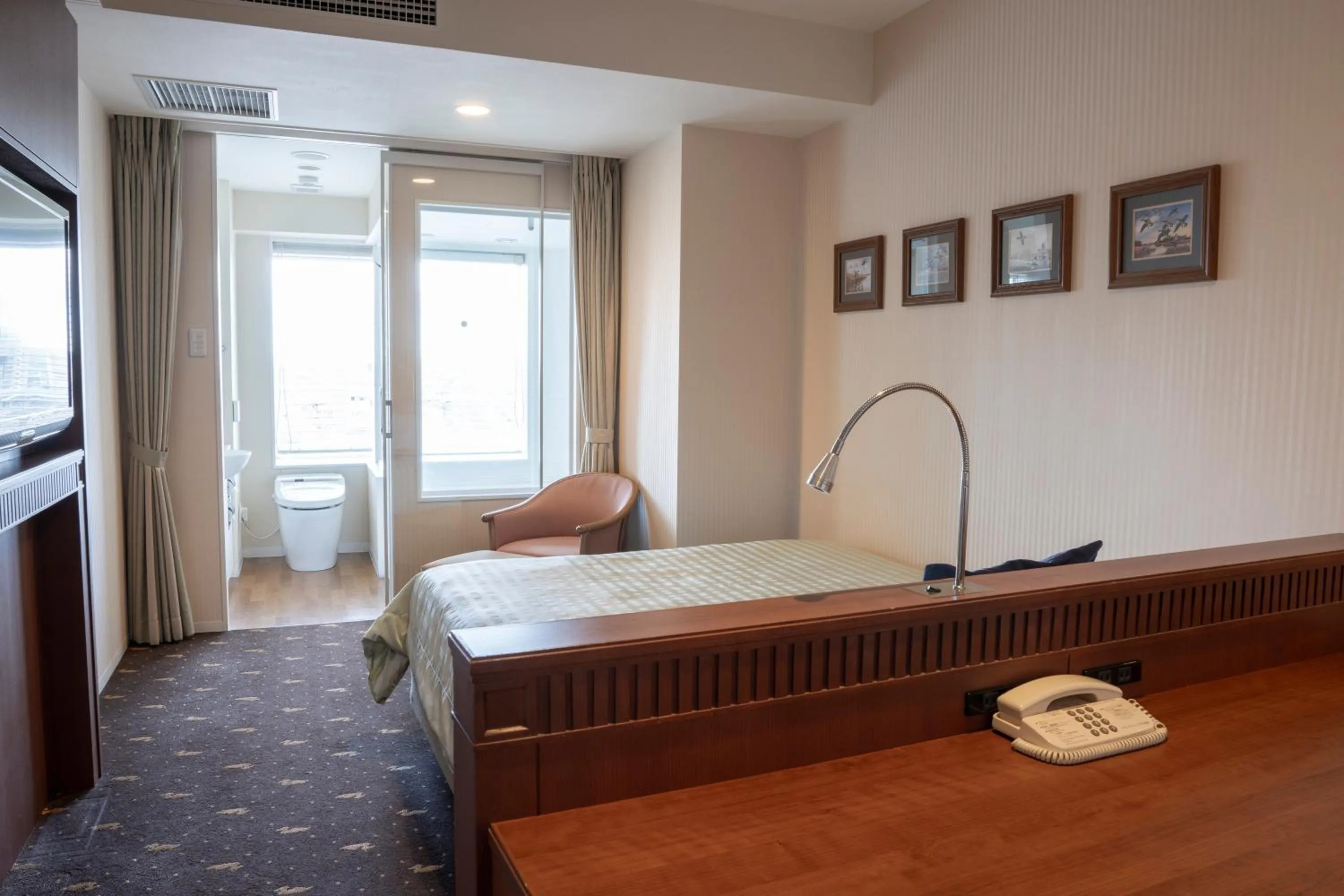 Bed in Hotel Boston Plaza Kusatsu