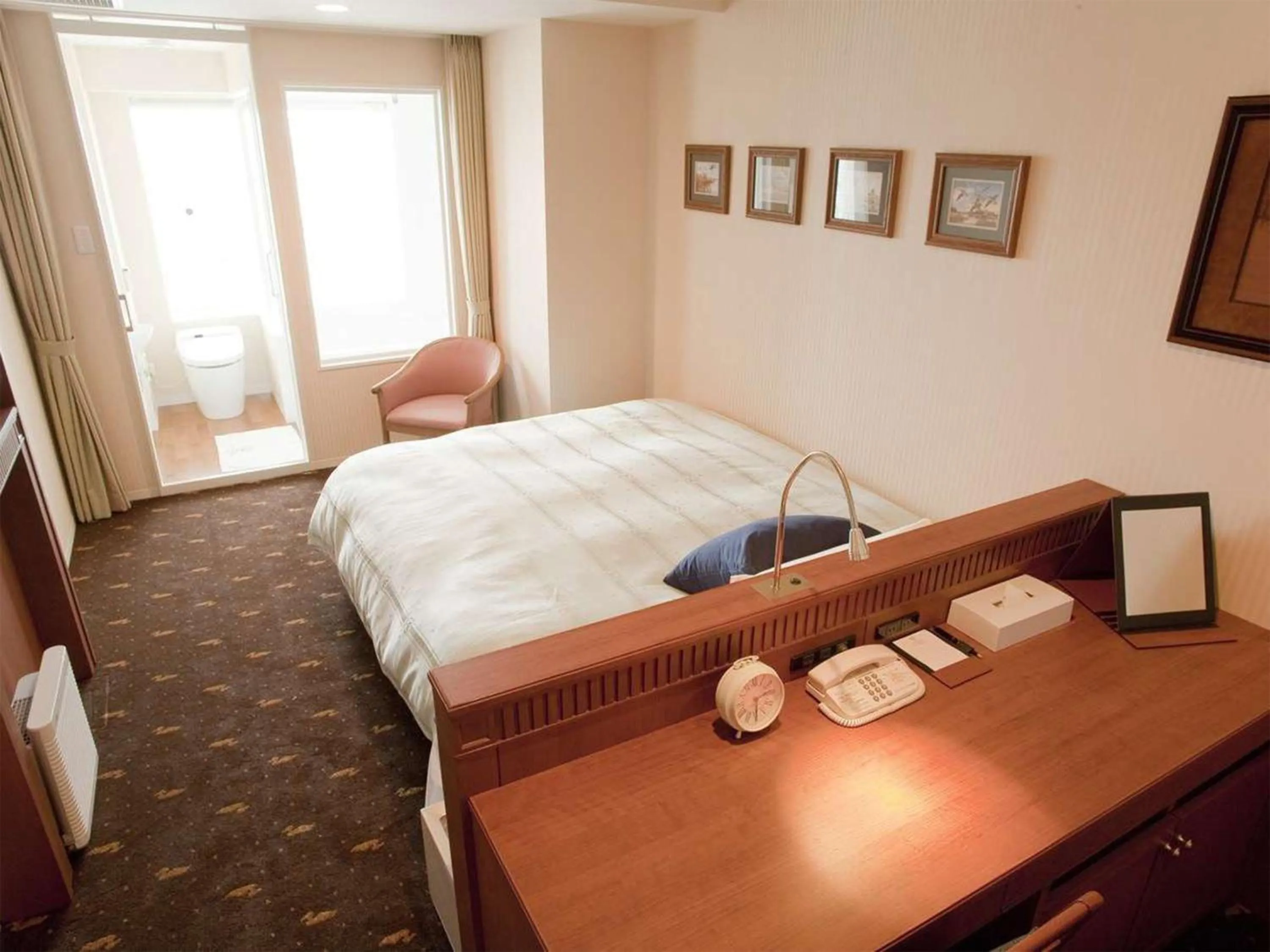 Photo of the whole room, Bed in Hotel Boston Plaza Kusatsu