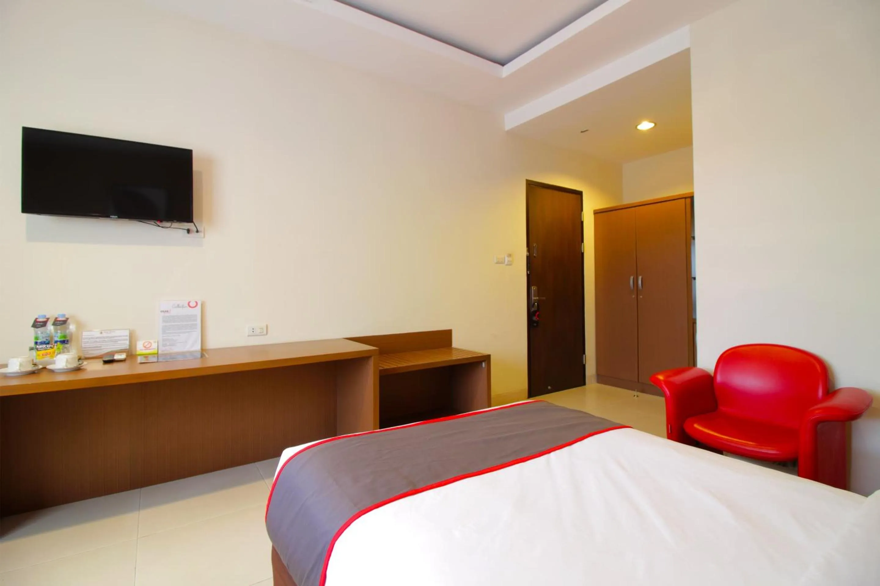 Bedroom, Bed in Collection O Pasteur Near Paris Van Java Mall Formerly Sweet Karina
