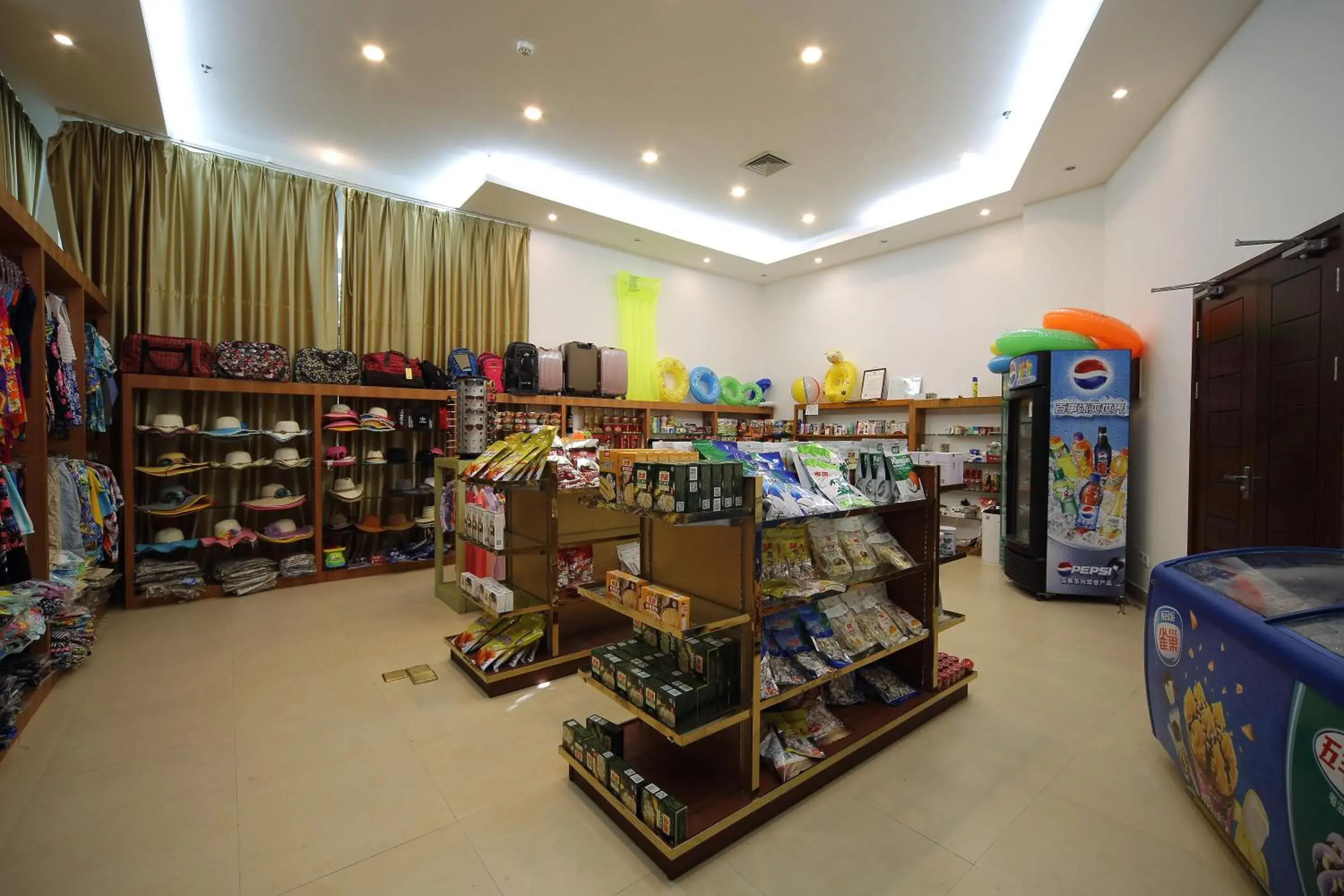 Property building in Sanya Serenity Coast Marina Hotel Property building in Sanya Serenity Coast Marina Hotel