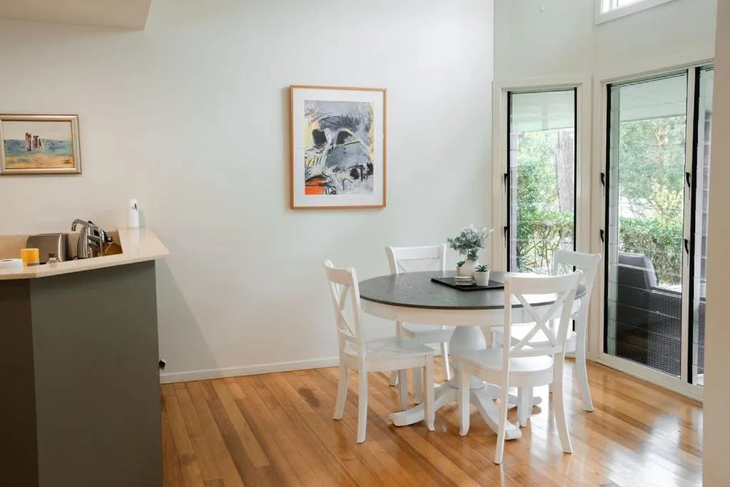 Lake Russell Lakeside Retreat