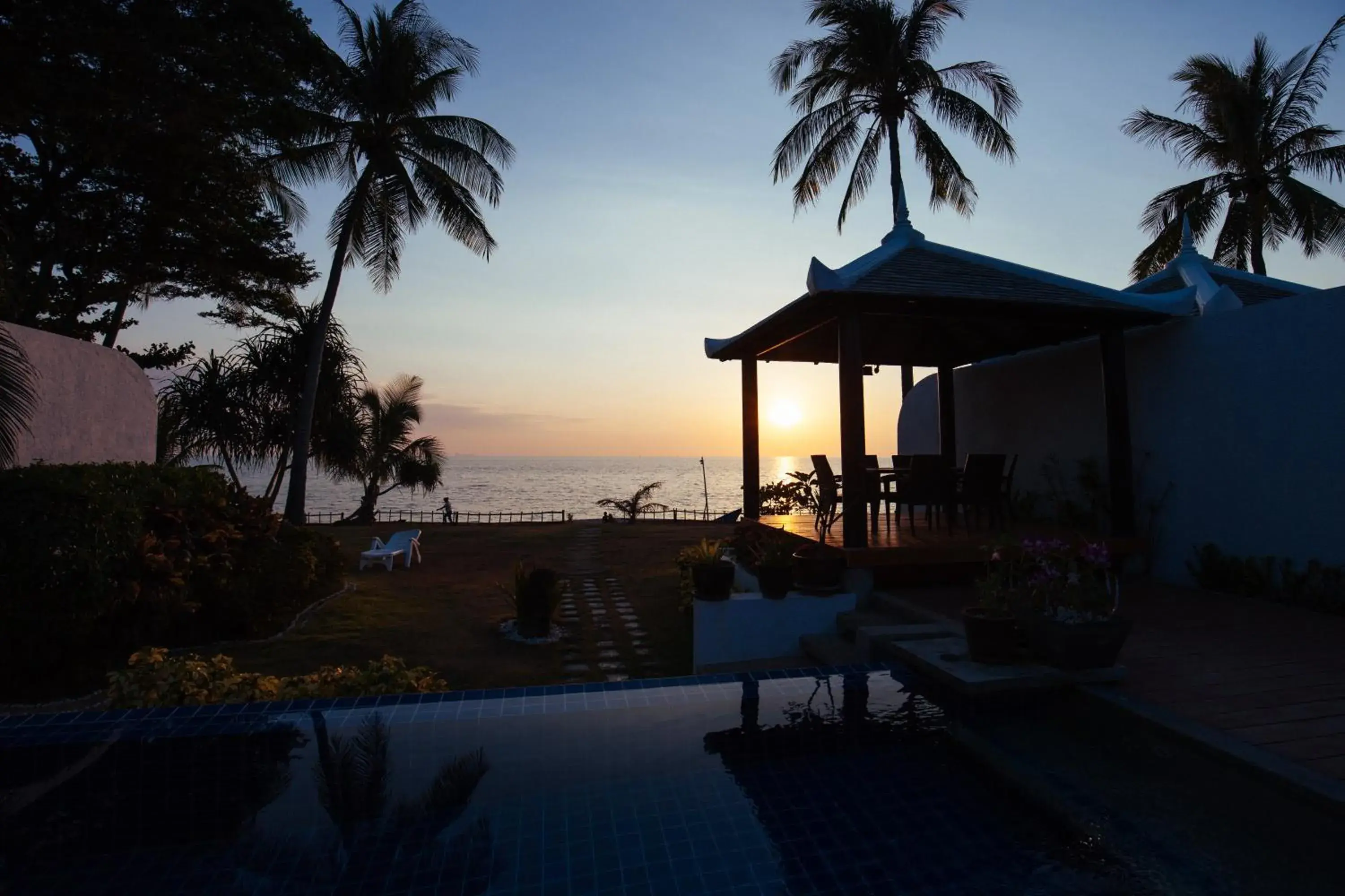 Sunrise/Sunset in Thai Island Dream Estate