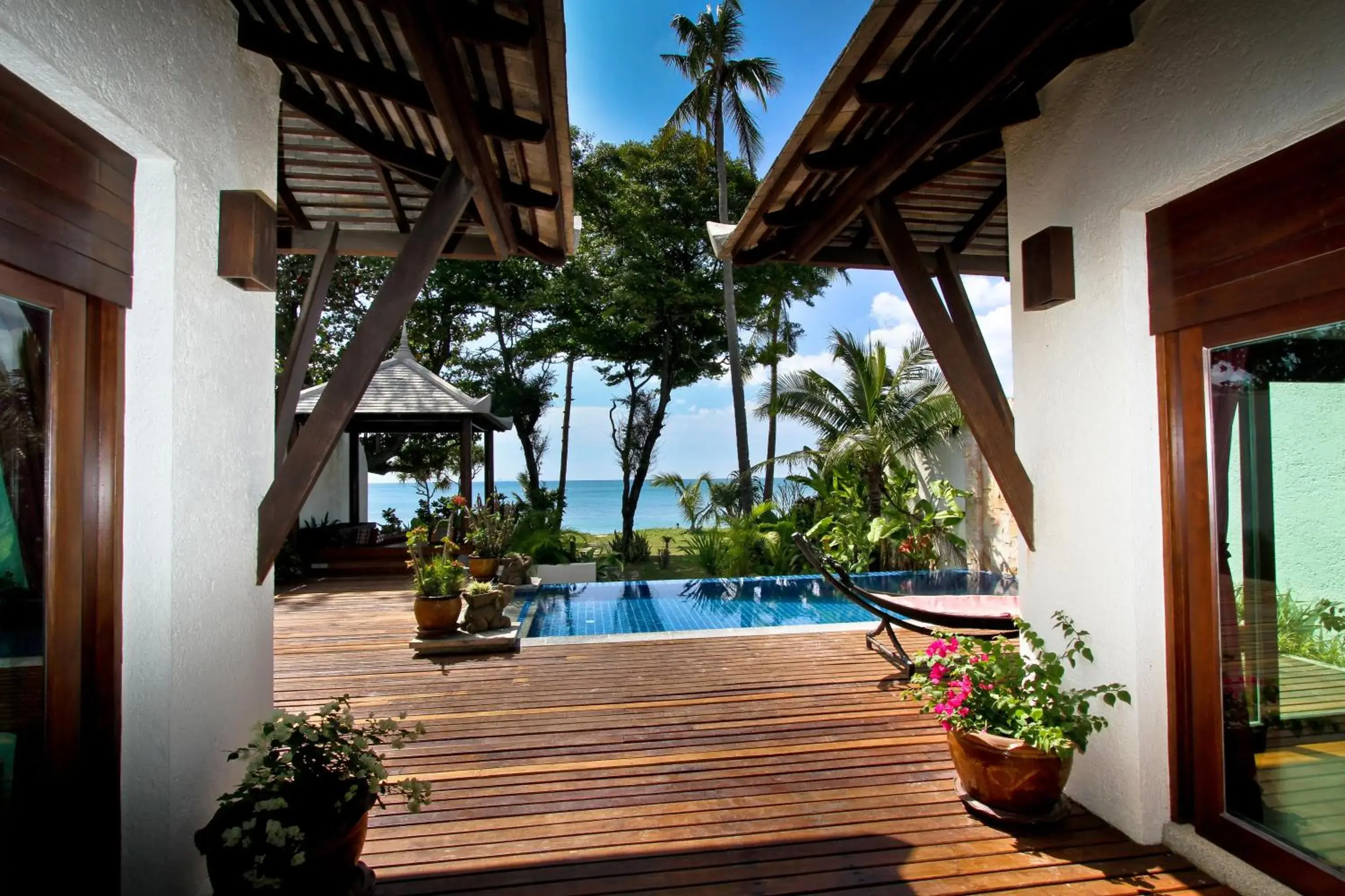 Swimming Pool in Thai Island Dream Estate