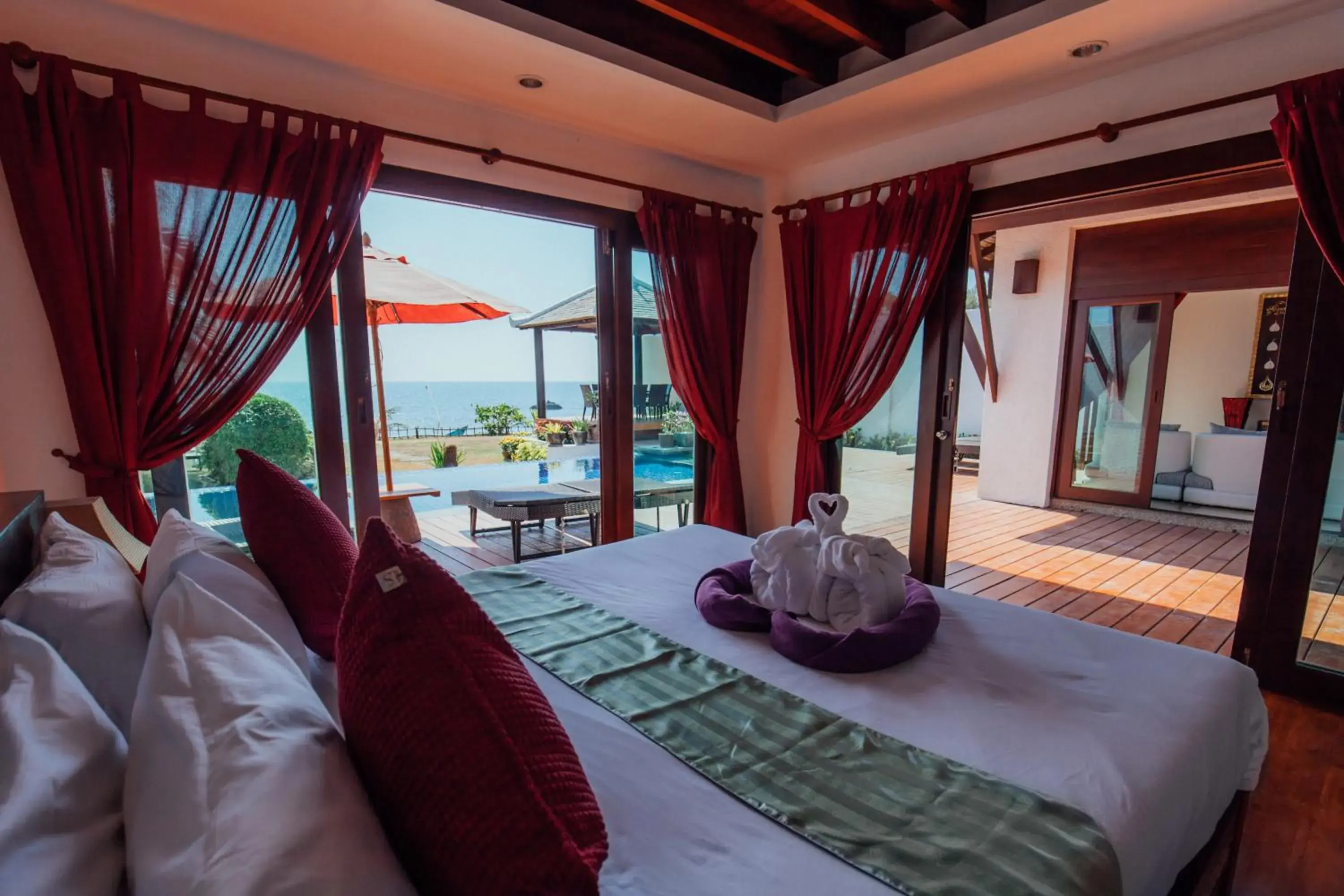 Bedroom, Bed in Thai Island Dream Estate