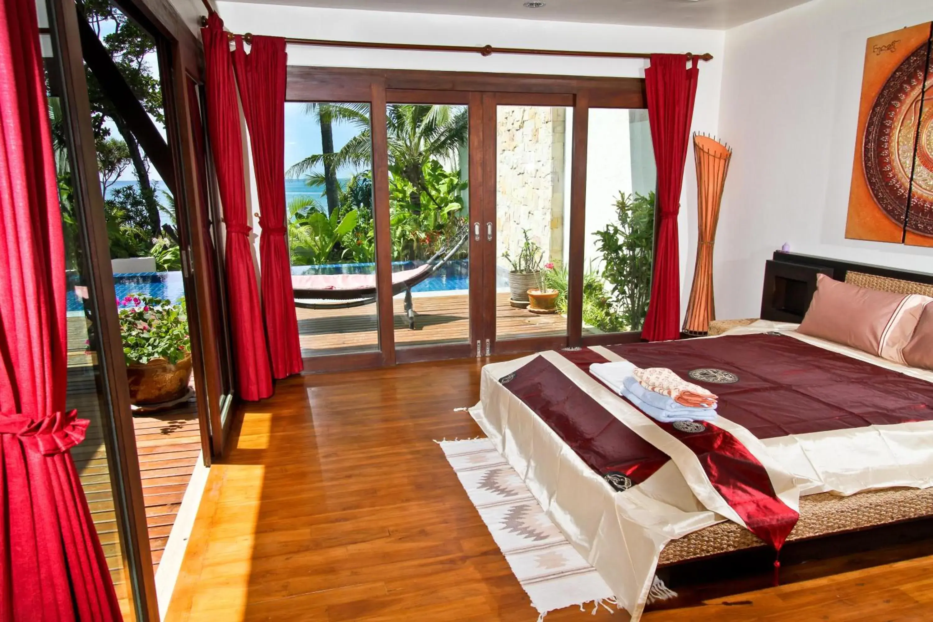 Bed in Thai Island Dream Estate