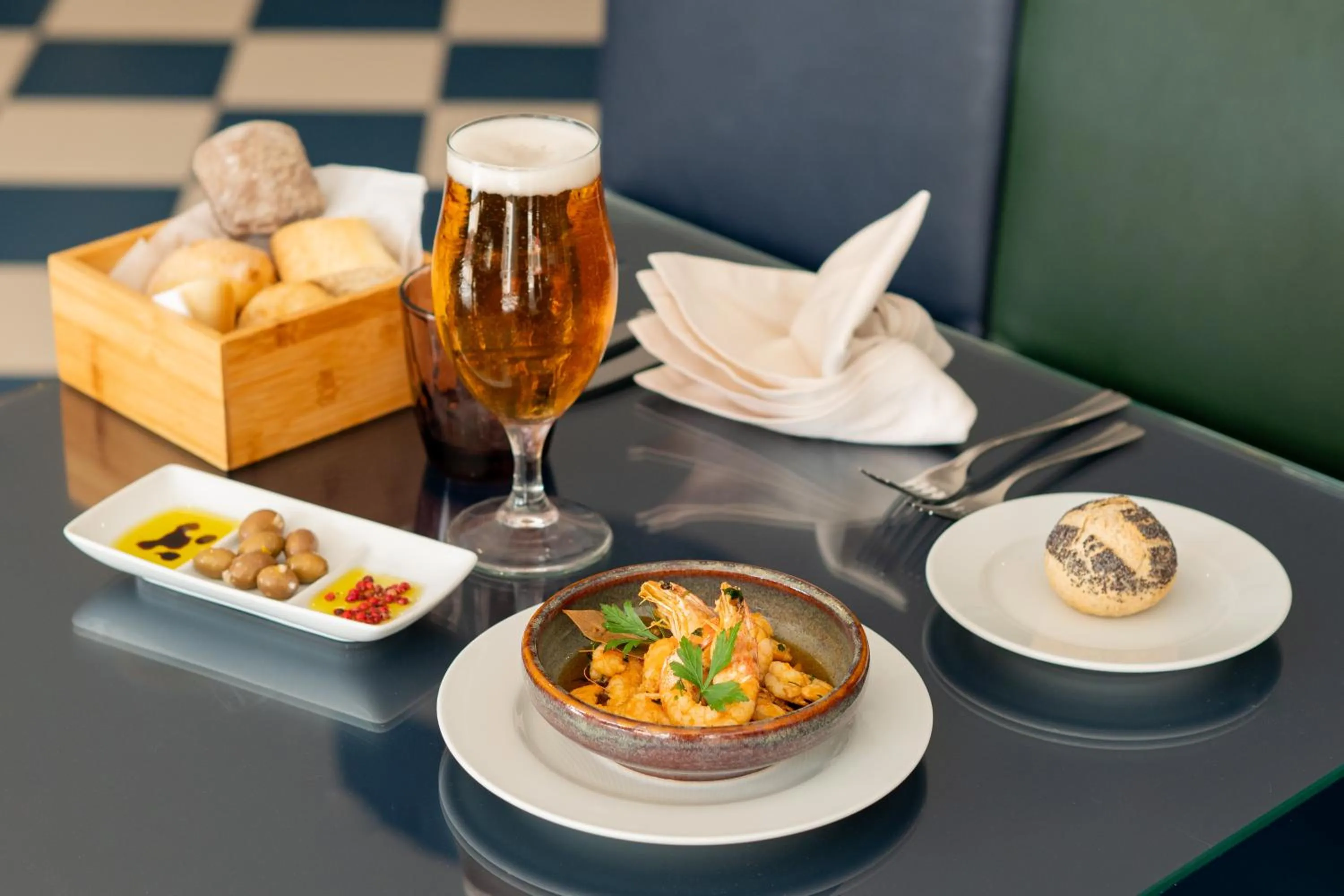 Restaurant/places to eat in Vila Gale Nautico