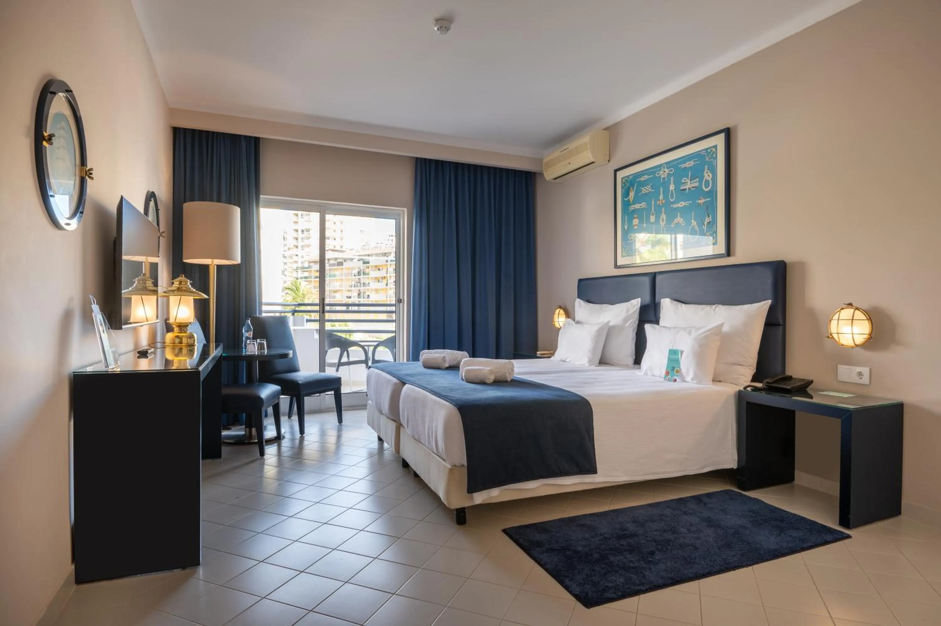 Bed in Vila Gale Nautico