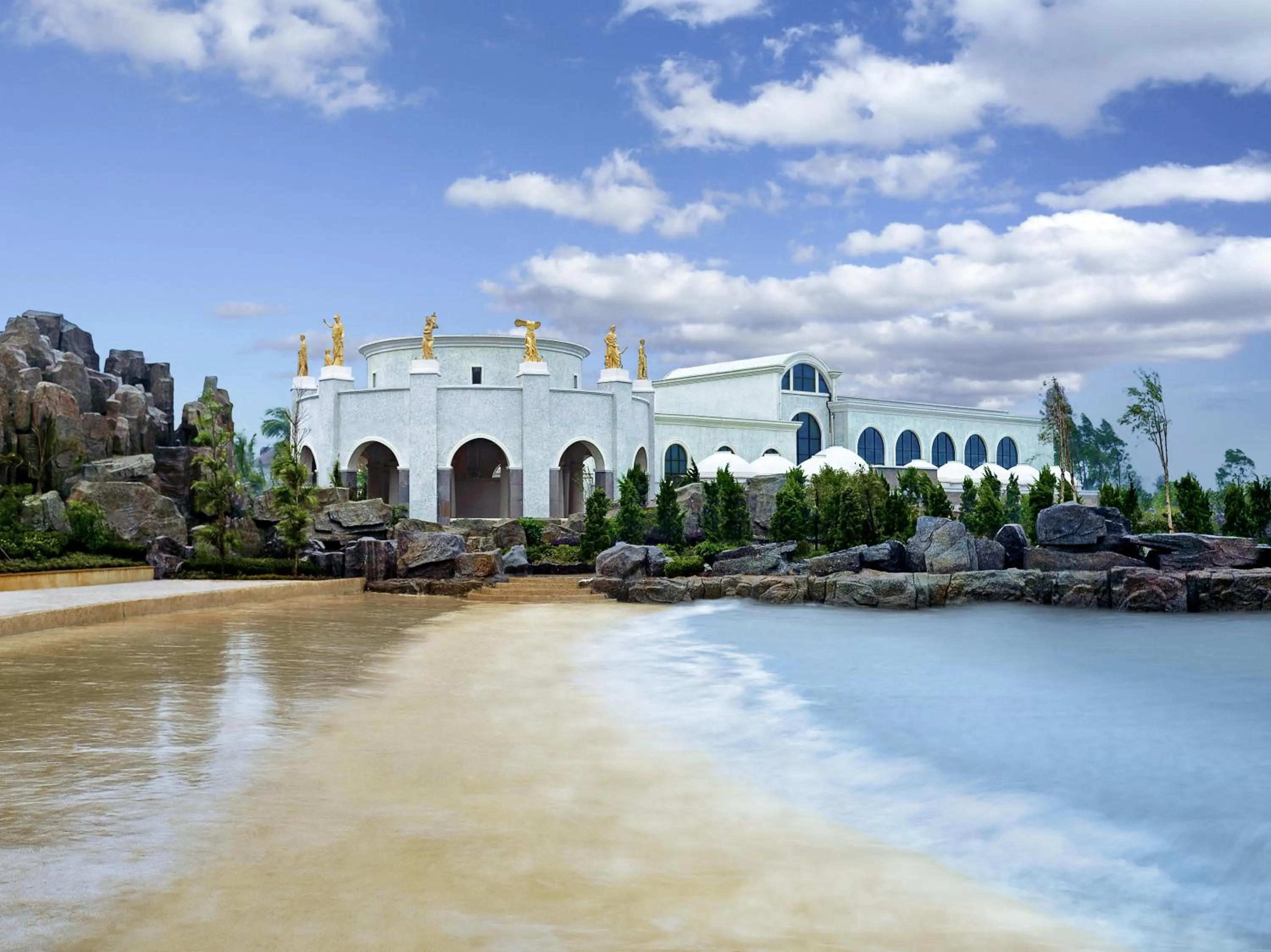 Day in Mission Hills Resort Haikou