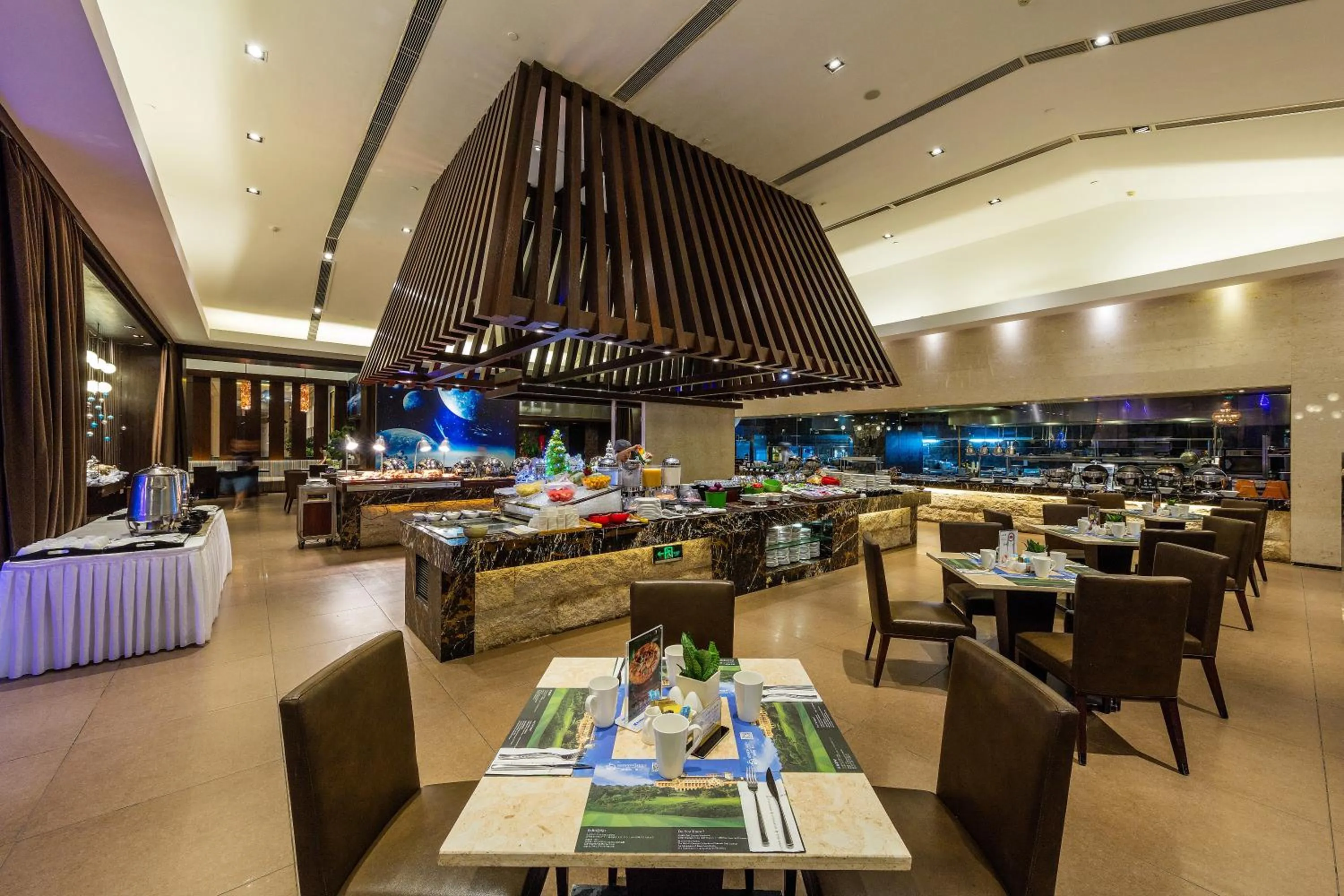 Restaurant/places to eat in Mission Hills Resort Haikou