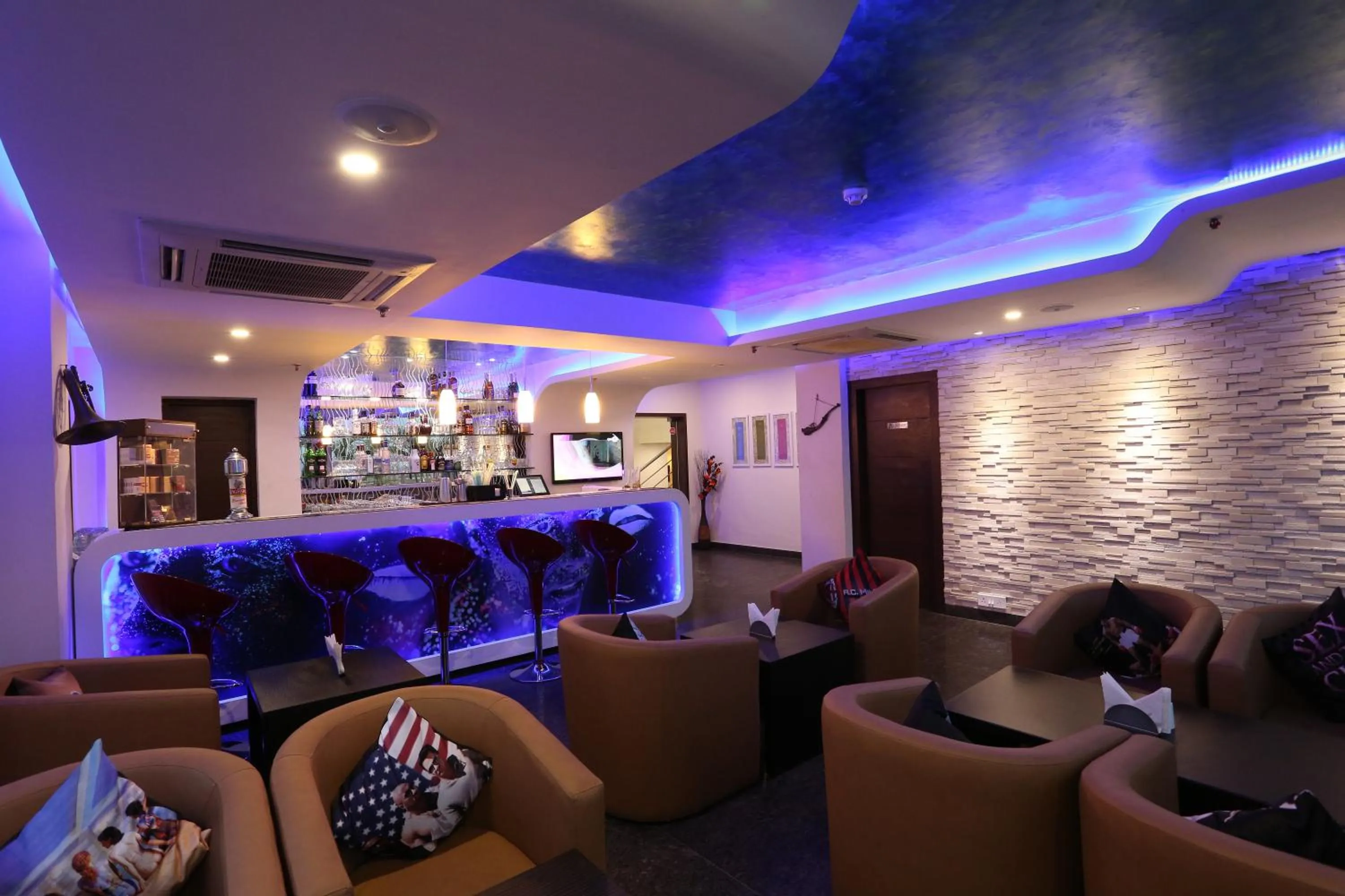 Alcoholic drinks in The Lindsay