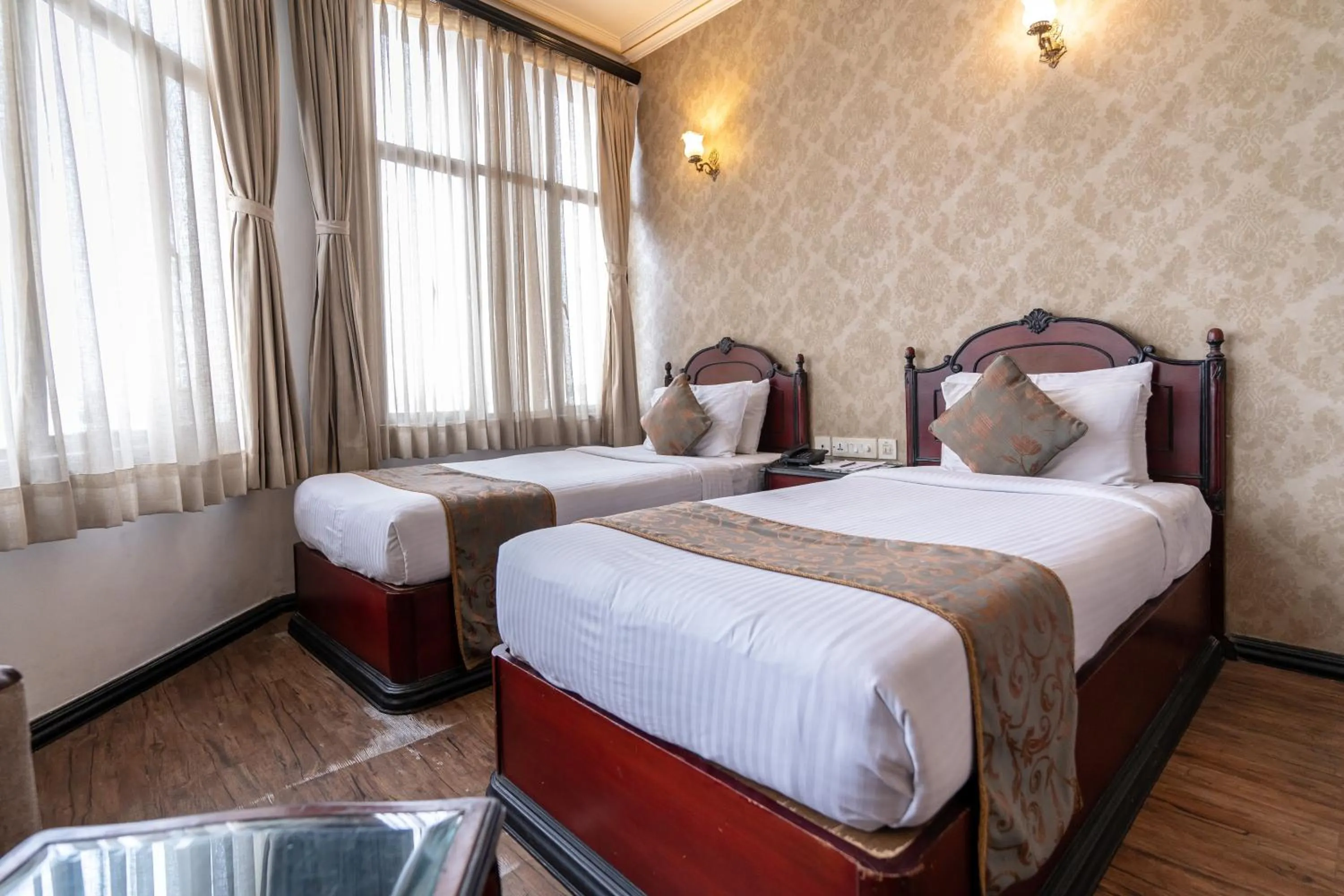 Bedroom, Bed in The Lindsay