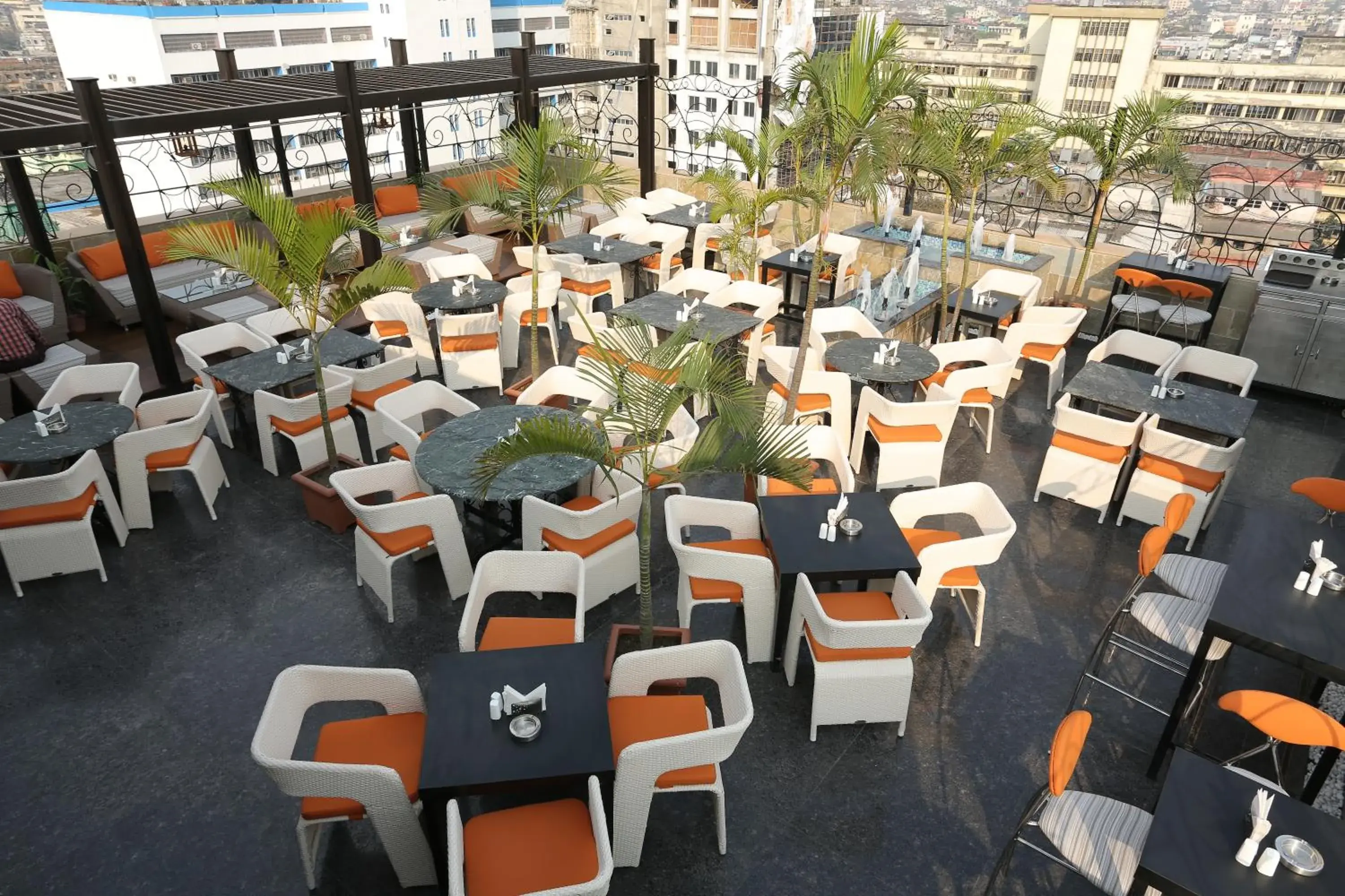 Restaurant/places to eat in The Lindsay Restaurant/places to eat in The Lindsay