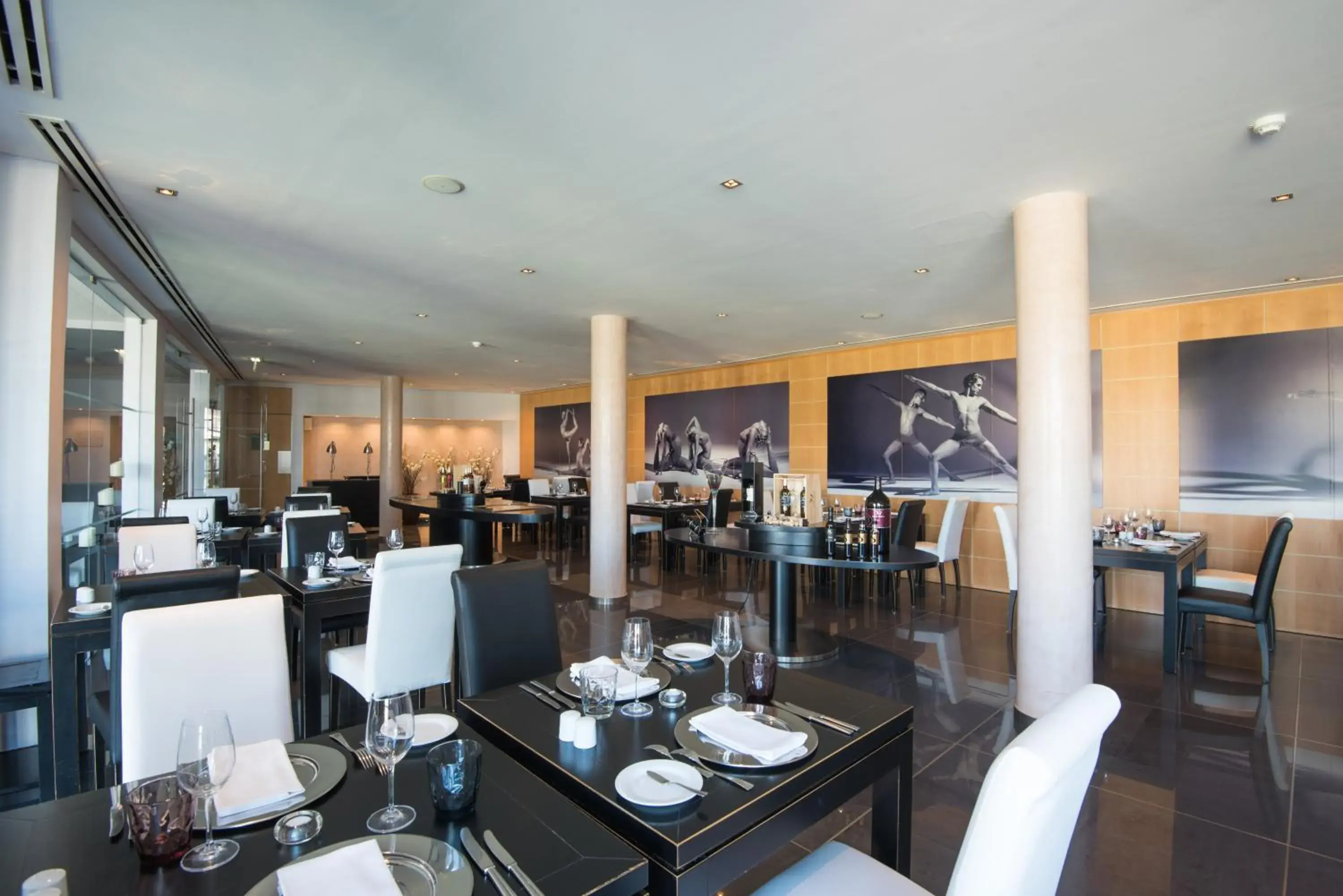 Restaurant/places to eat in Vila Gale Collection Praia Restaurant/places to eat in Vila Gale Collection Praia