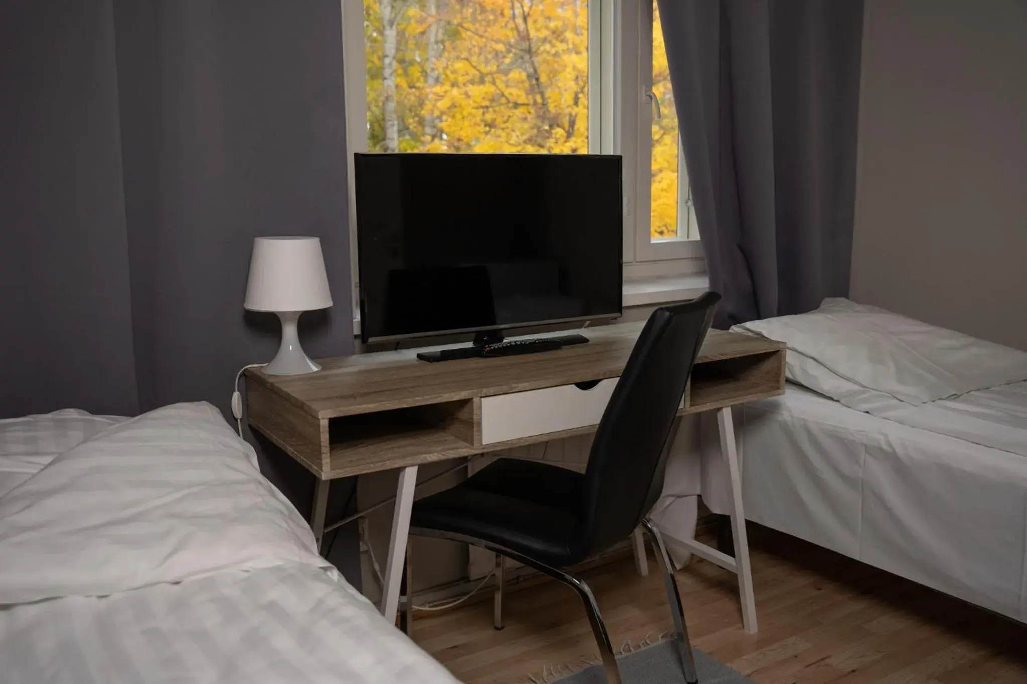 Twin Room with Shared Shower - single occupancy in Citimotel Twin Room with Shared Shower - single occupancy in Citimotel