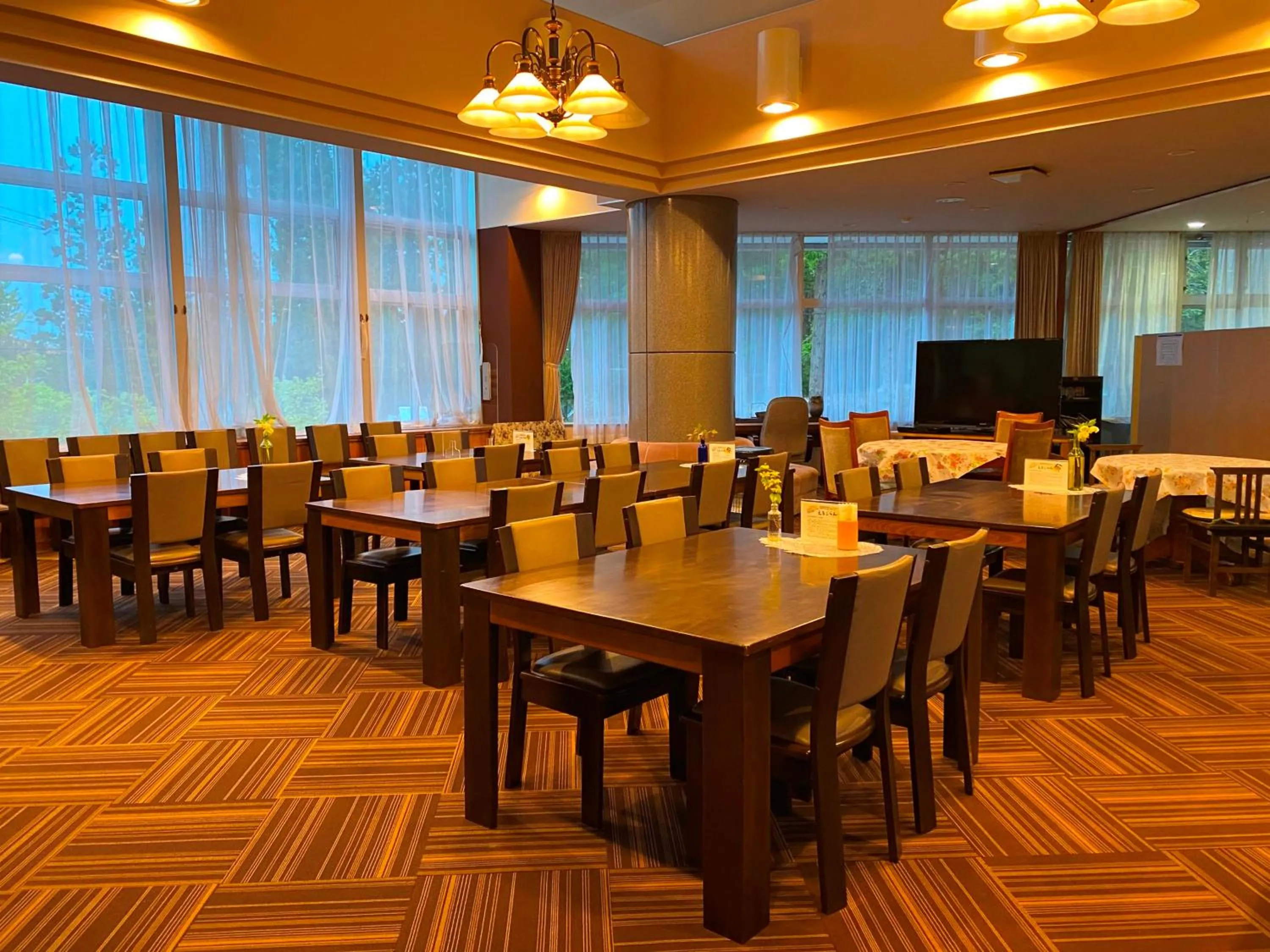 Restaurant/places to eat in Guestroom Garden Azumino