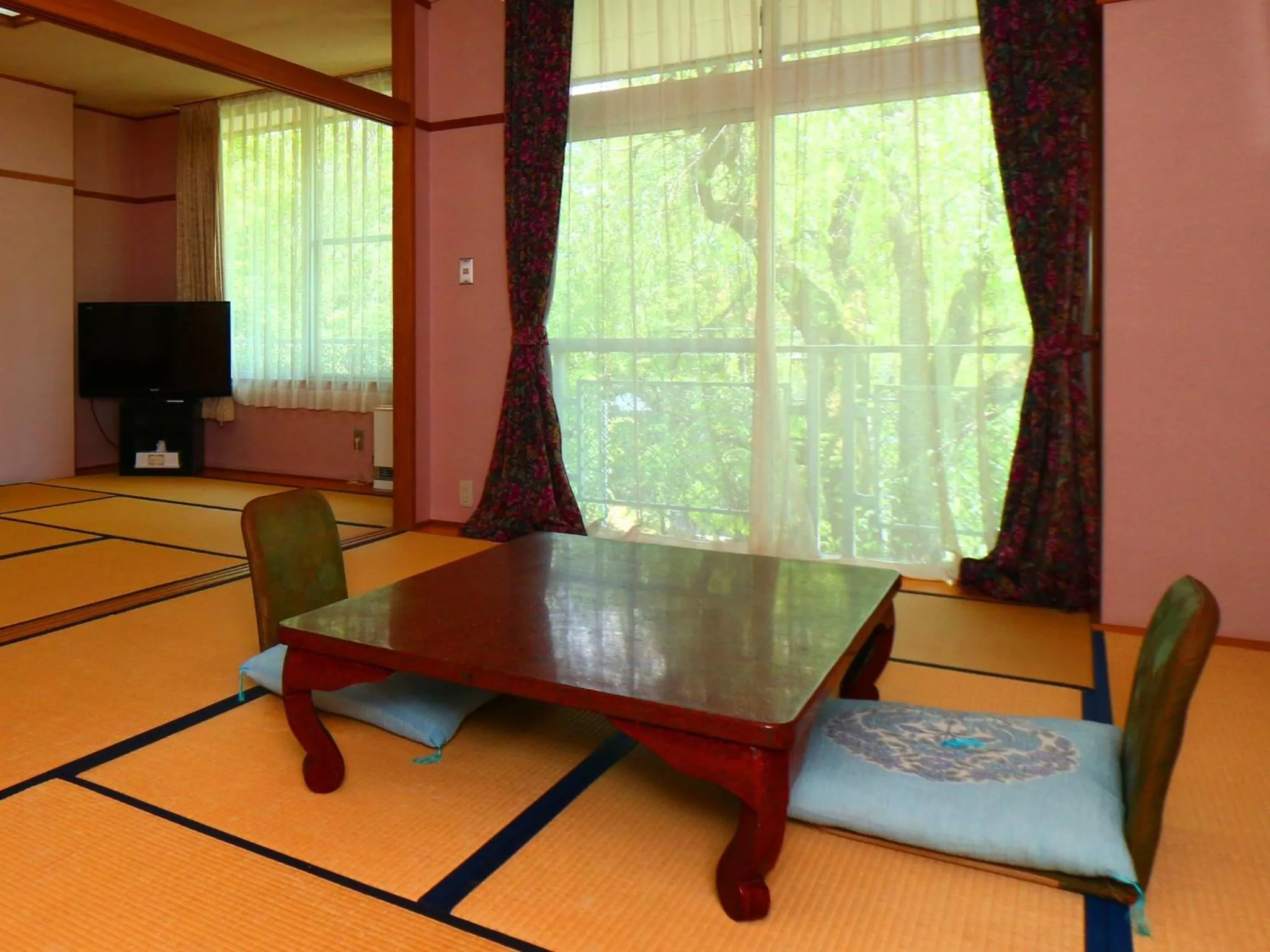 Photo of the whole room in Guestroom Garden Azumino
