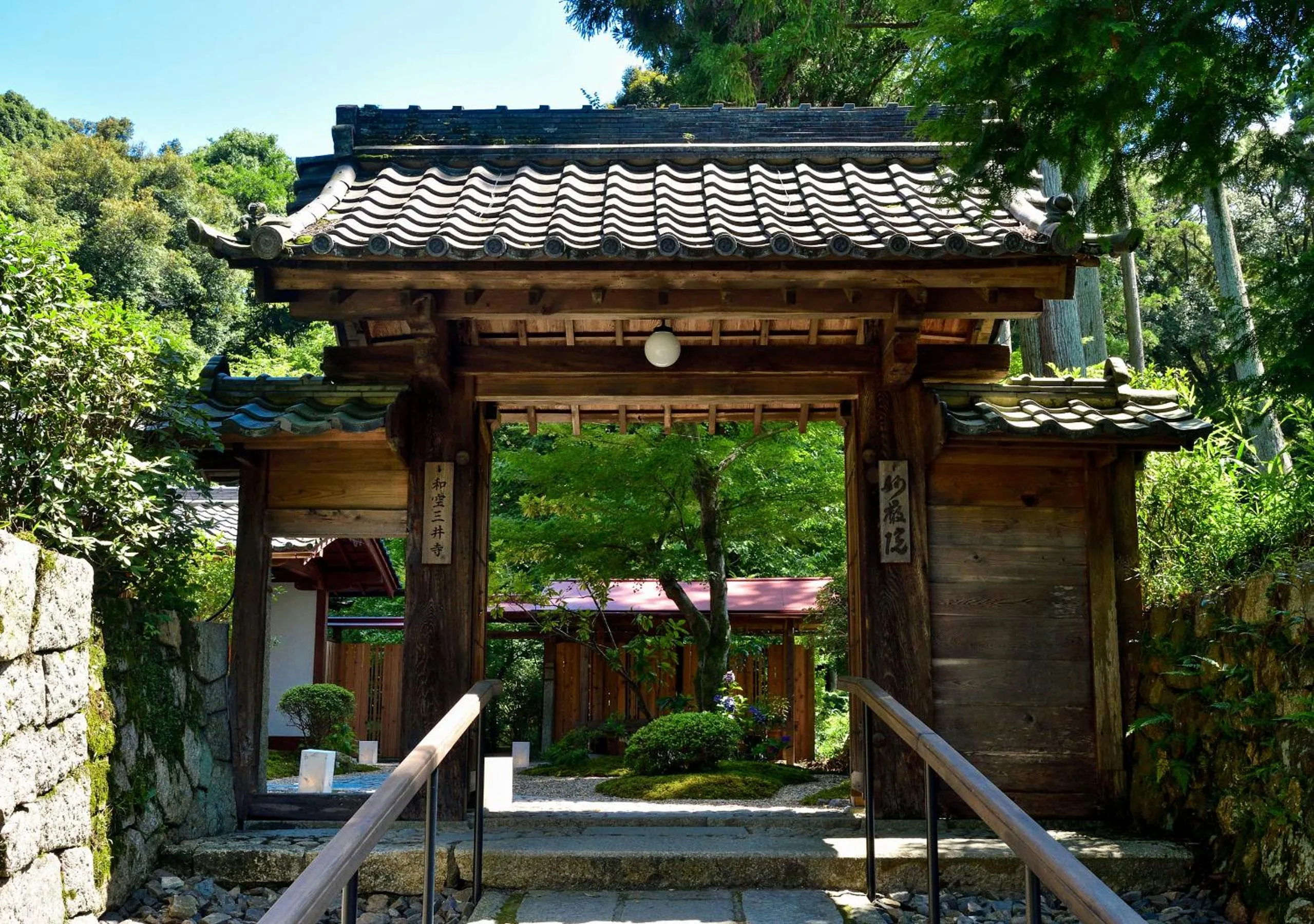 Facade/entrance in Temple-stay WAQOO Mii-dera