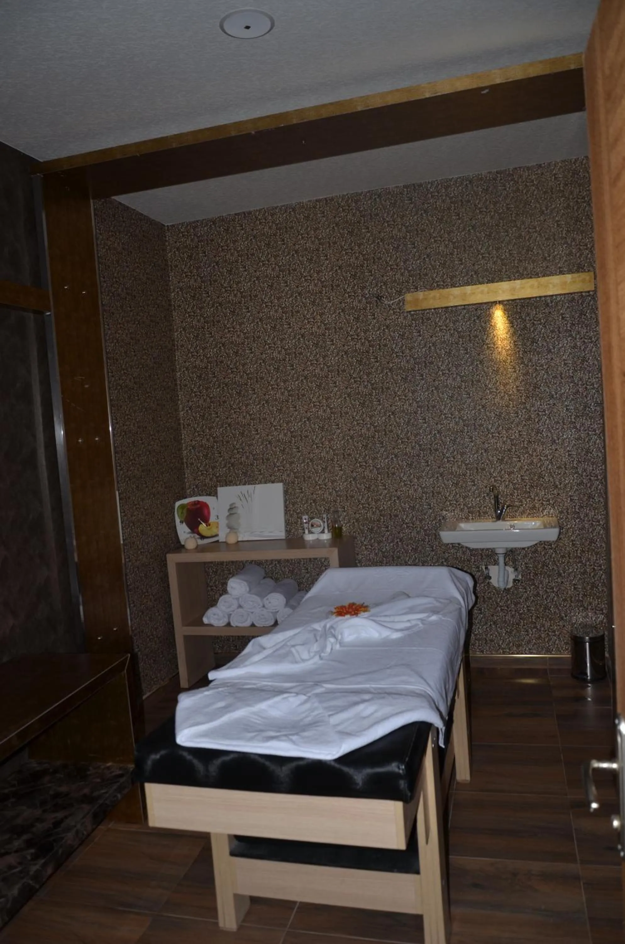 Spa and wellness centre/facilities, Bed in Lims Bona Dea Beach Hotel