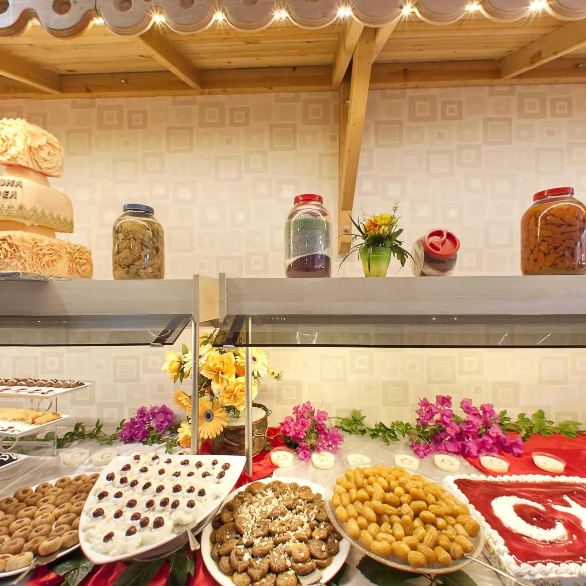 Restaurant/places to eat in Lims Bona Dea Beach Hotel