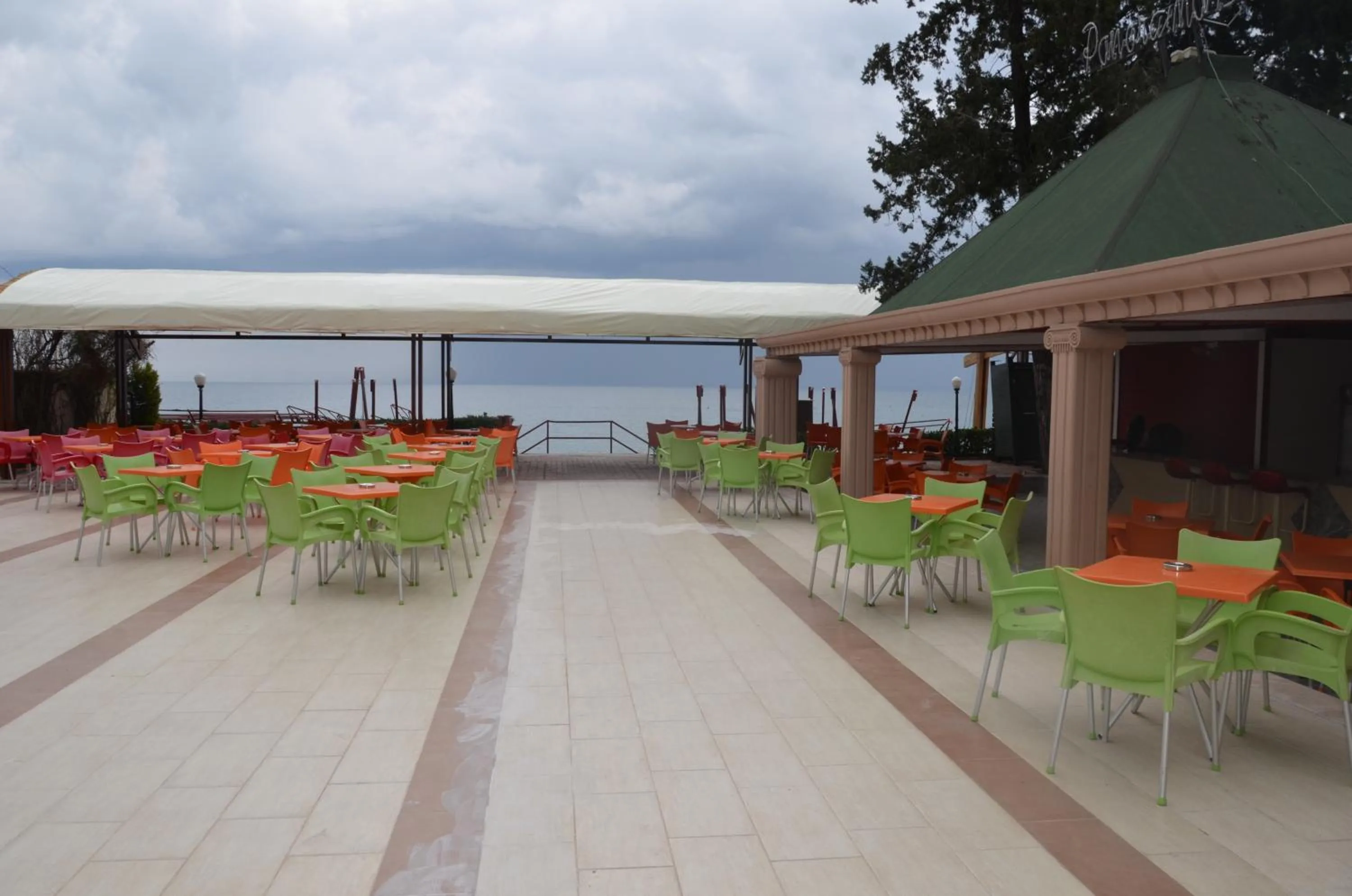 Area and facilities in Lims Bona Dea Beach Hotel