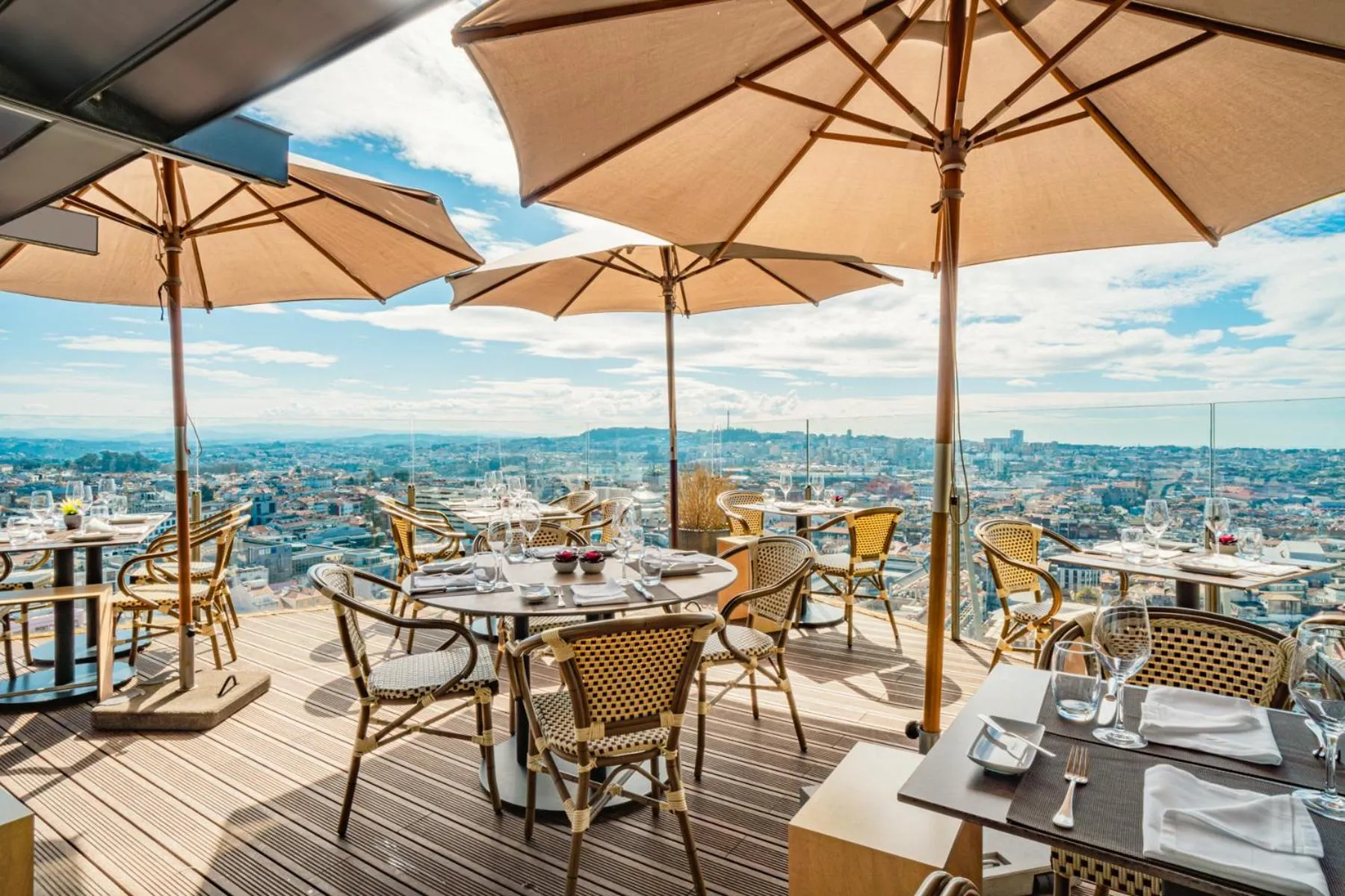Balcony/Terrace in Hotel Dom Henrique - Downtown