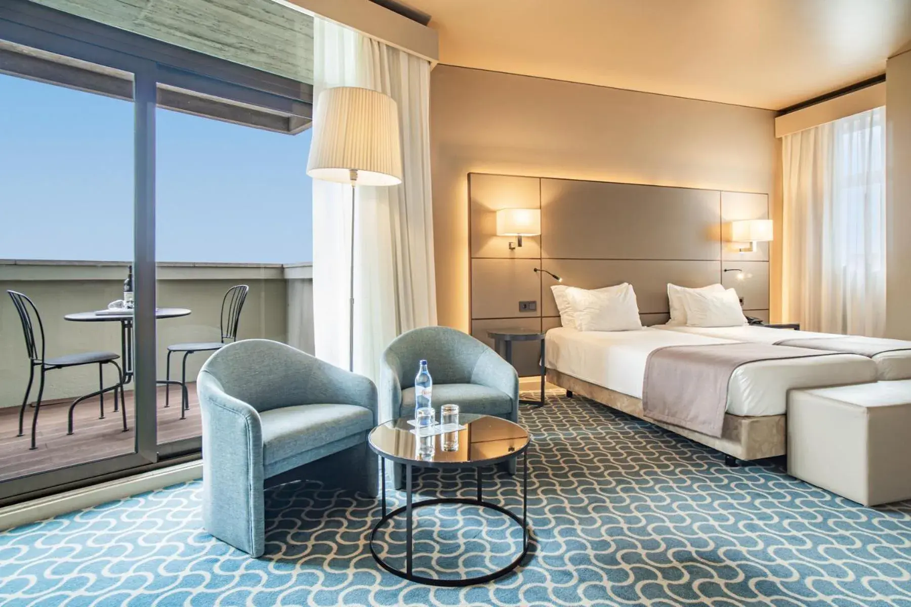 Bedroom, Bed in Hotel Dom Henrique - Downtown Bedroom, Bed in Hotel Dom Henrique - Downtown