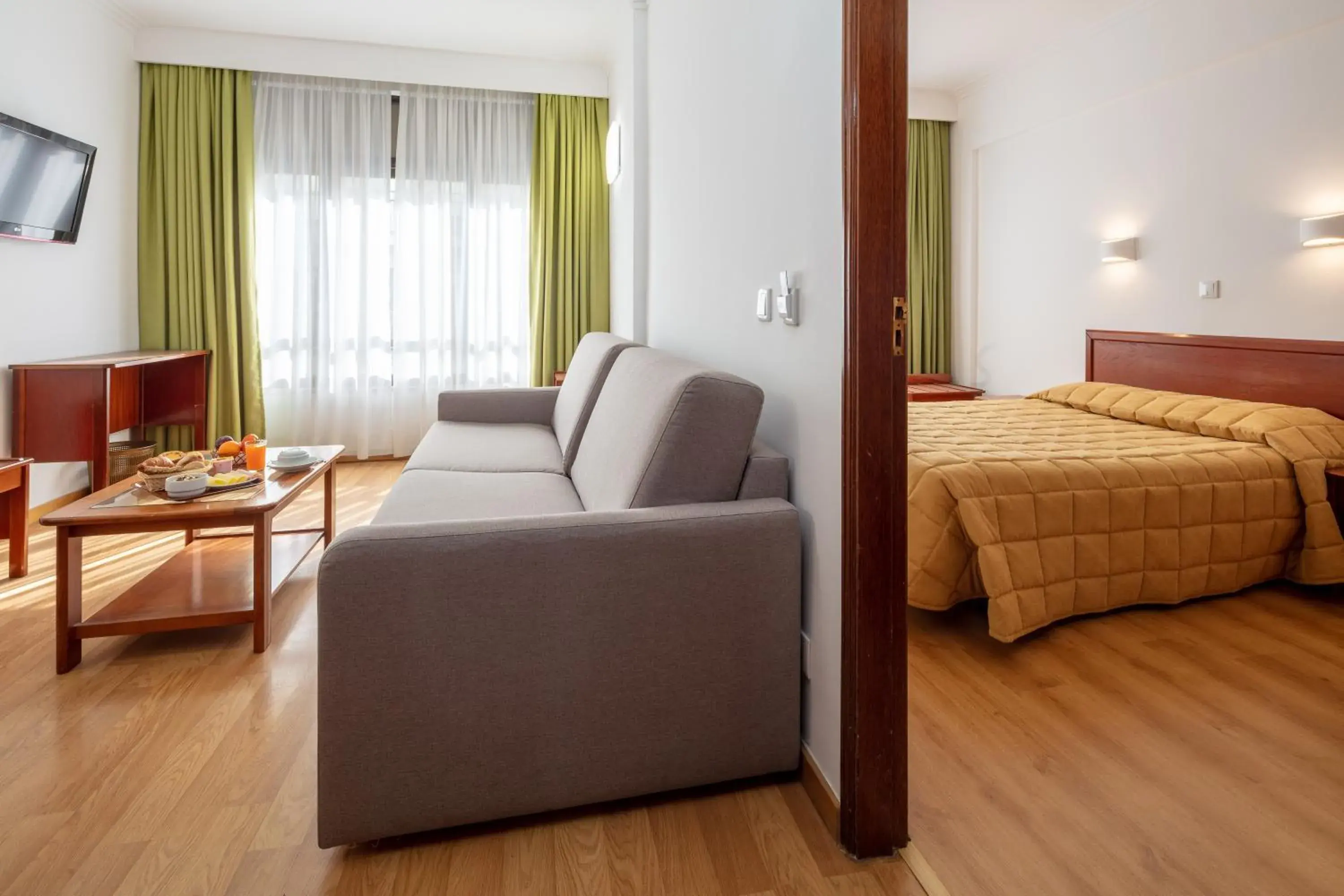 Property building, Bed in Hotel Anjos Property building, Bed in Hotel Anjos