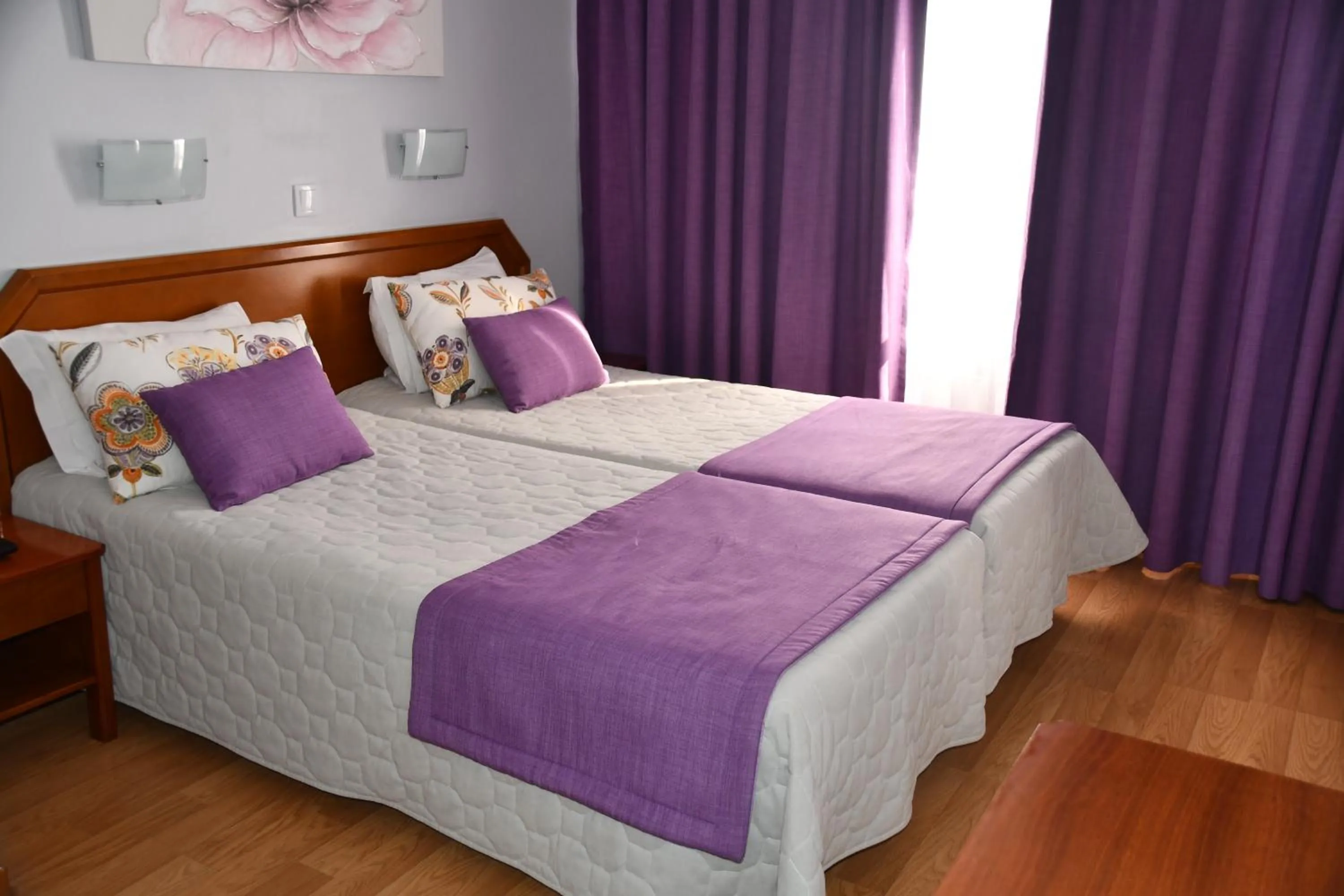 Bedroom, Bed in Hotel Anjos