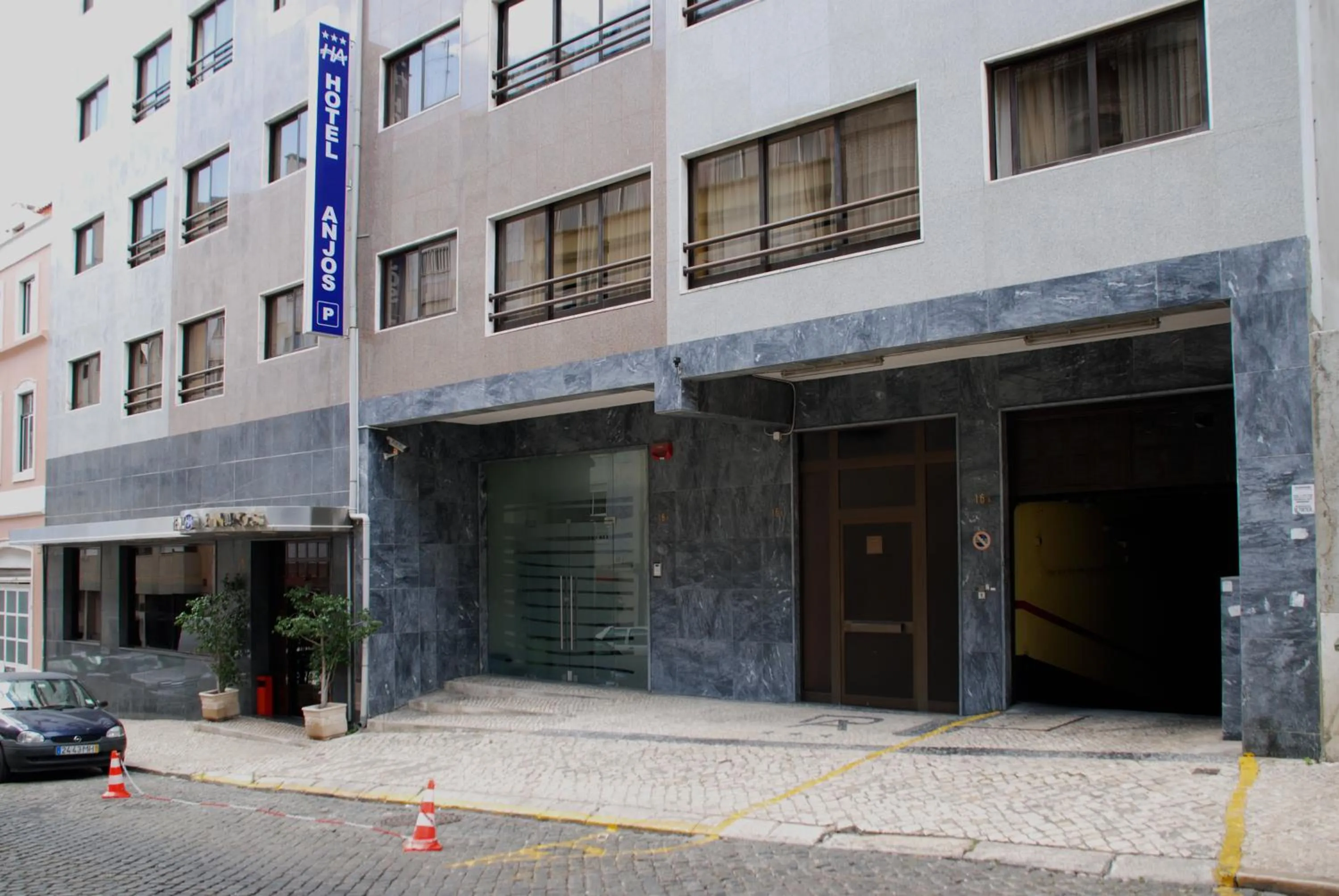 Facade/entrance in Hotel Anjos
