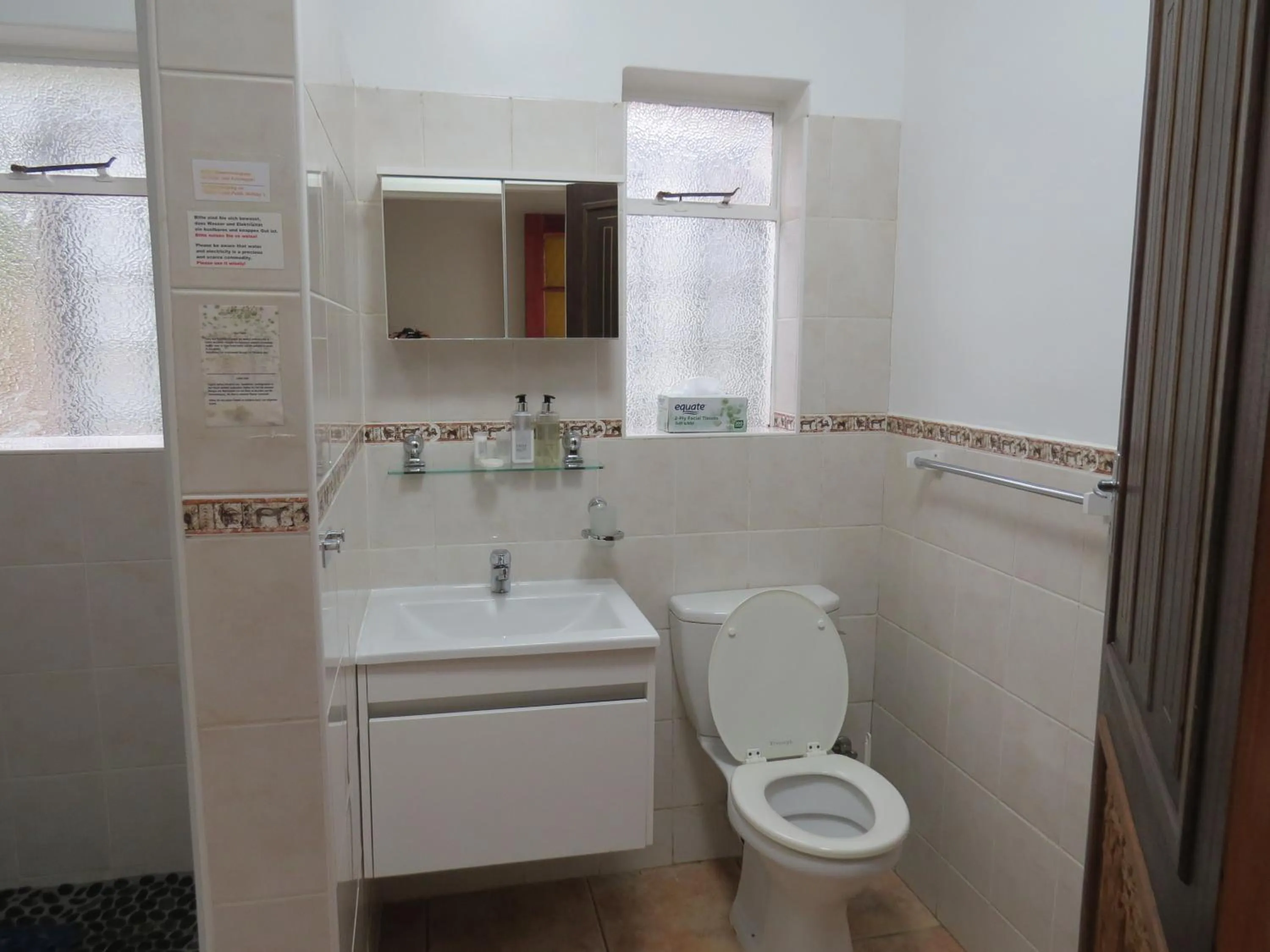 Easy Five Guest House