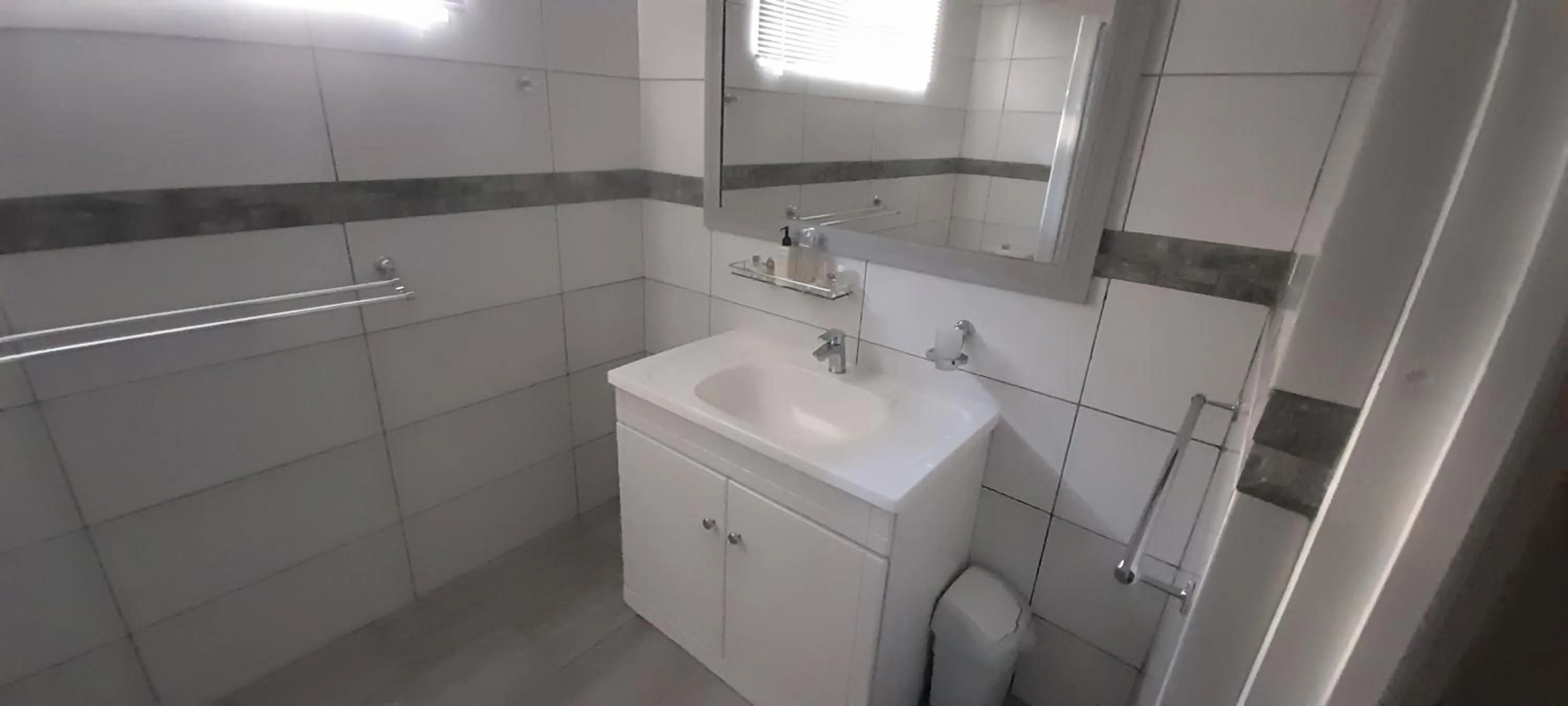 Easy Five Guest House