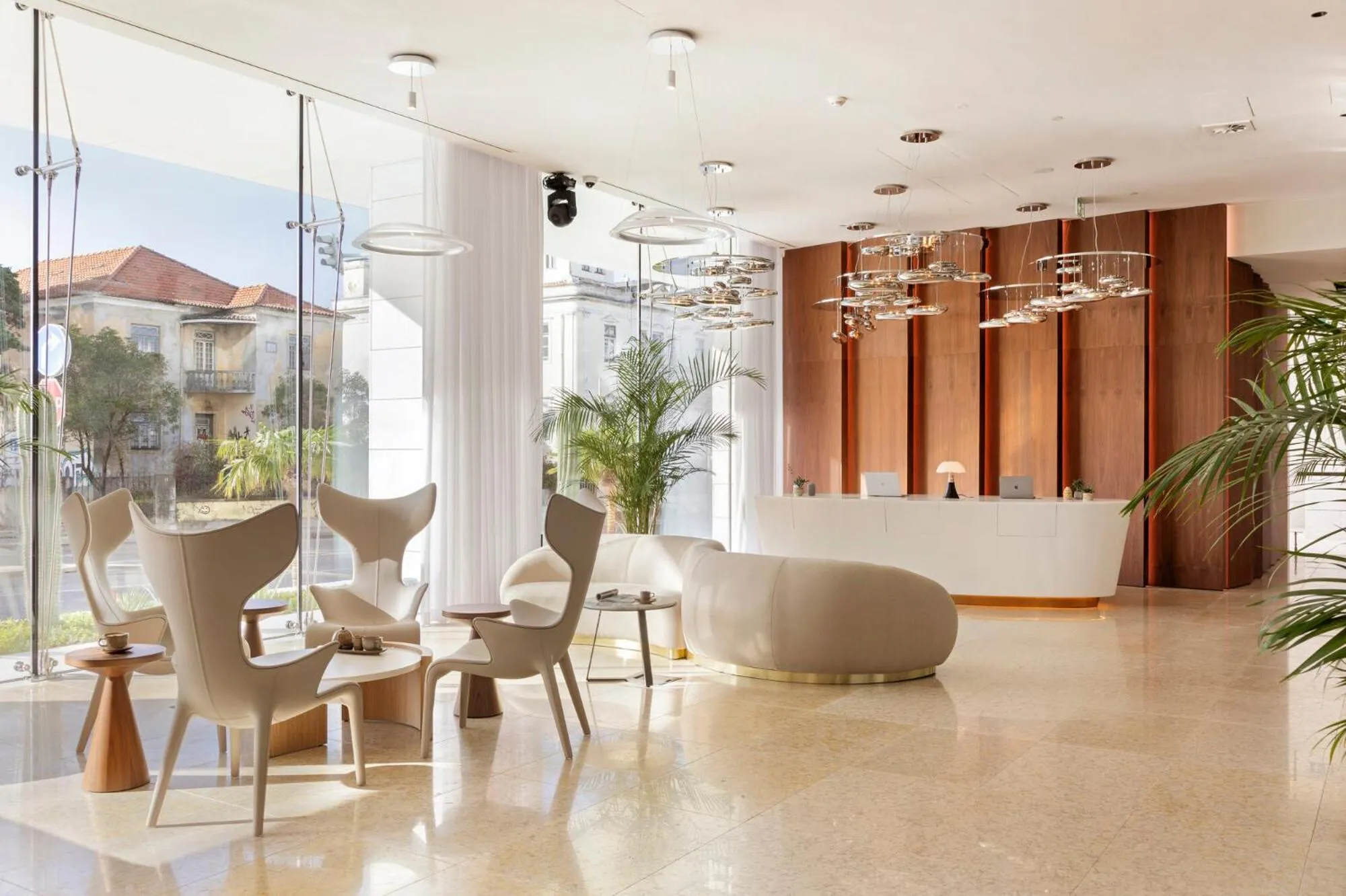 Lobby or reception in EVOLUTION Cascais-Estoril Hotel
