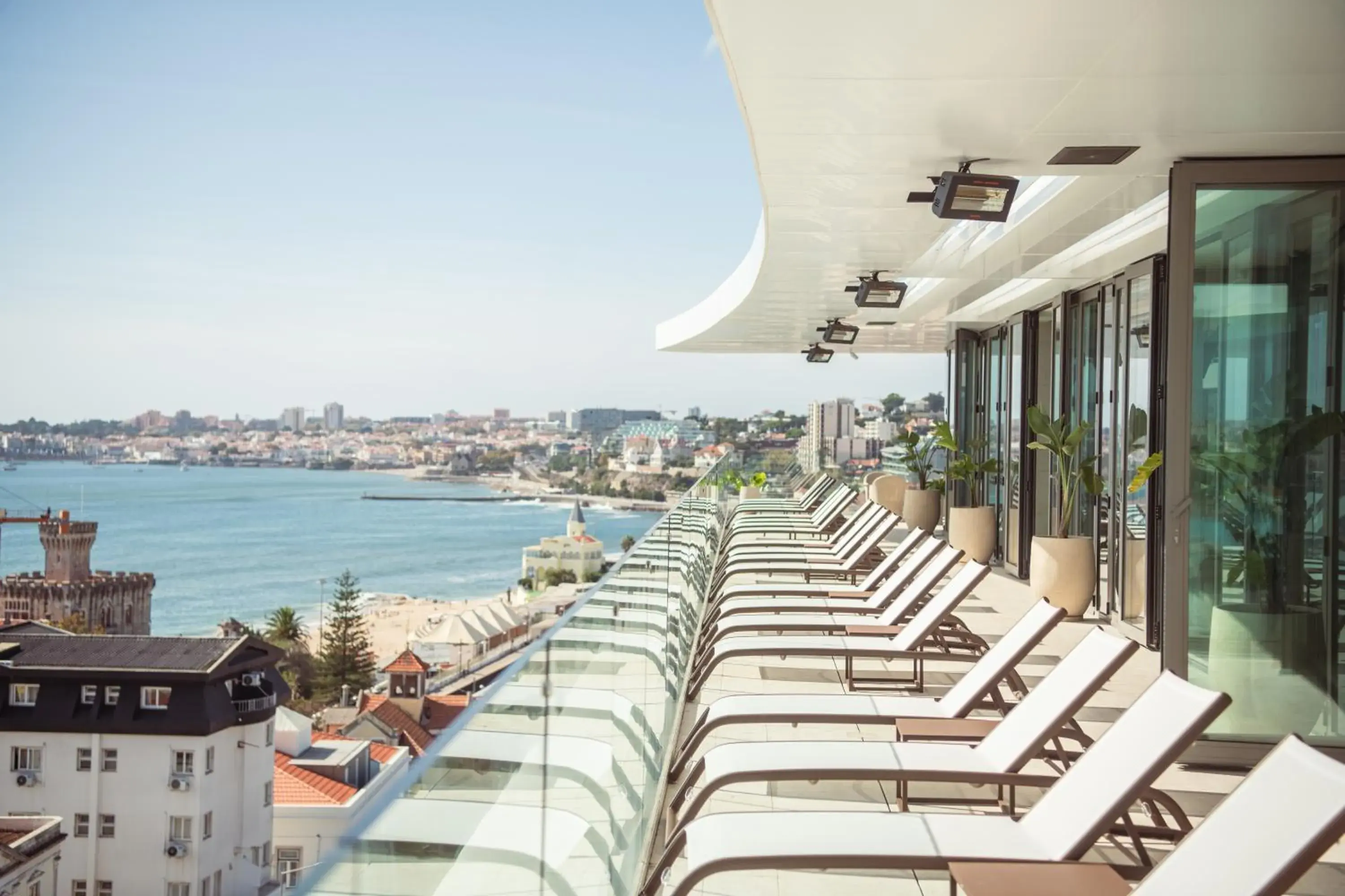 sunbed in EVOLUTION Cascais-Estoril Hotel sunbed in EVOLUTION Cascais-Estoril Hotel