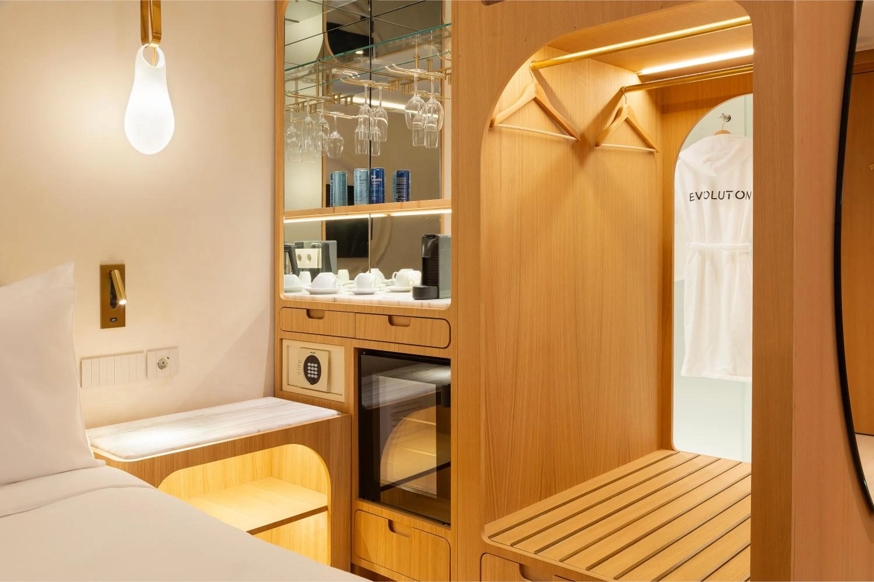 Bedroom in EVOLUTION Cascais-Estoril Hotel