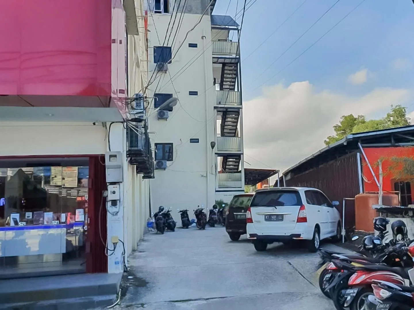 RedDoorz Plus at Pelita Guest House Balikpapan