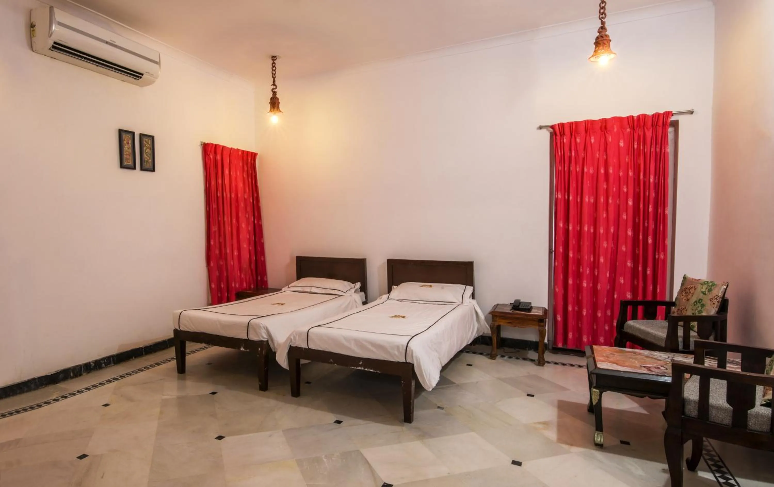 Bed in Shahpura Kumbhal Villas
