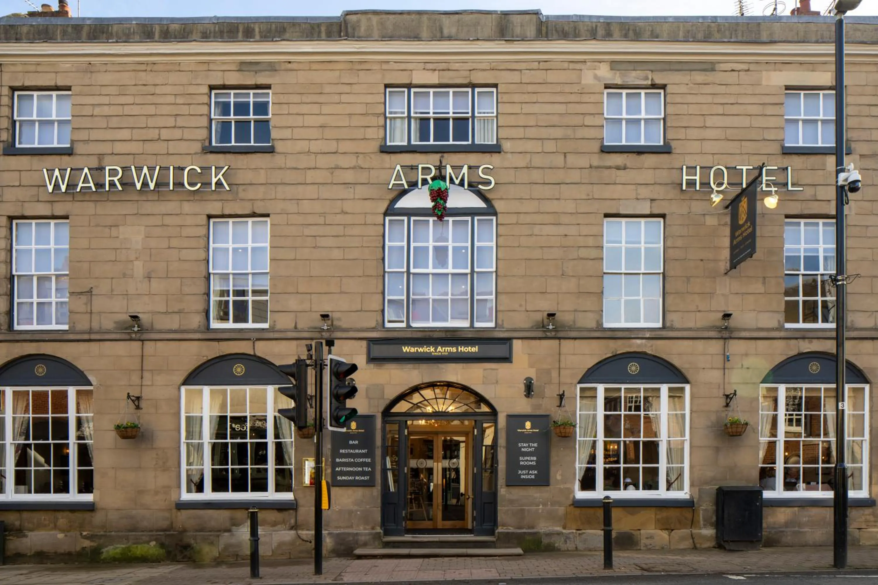 Property building in The Warwick Arms Hotel - The Coaching Inn Group