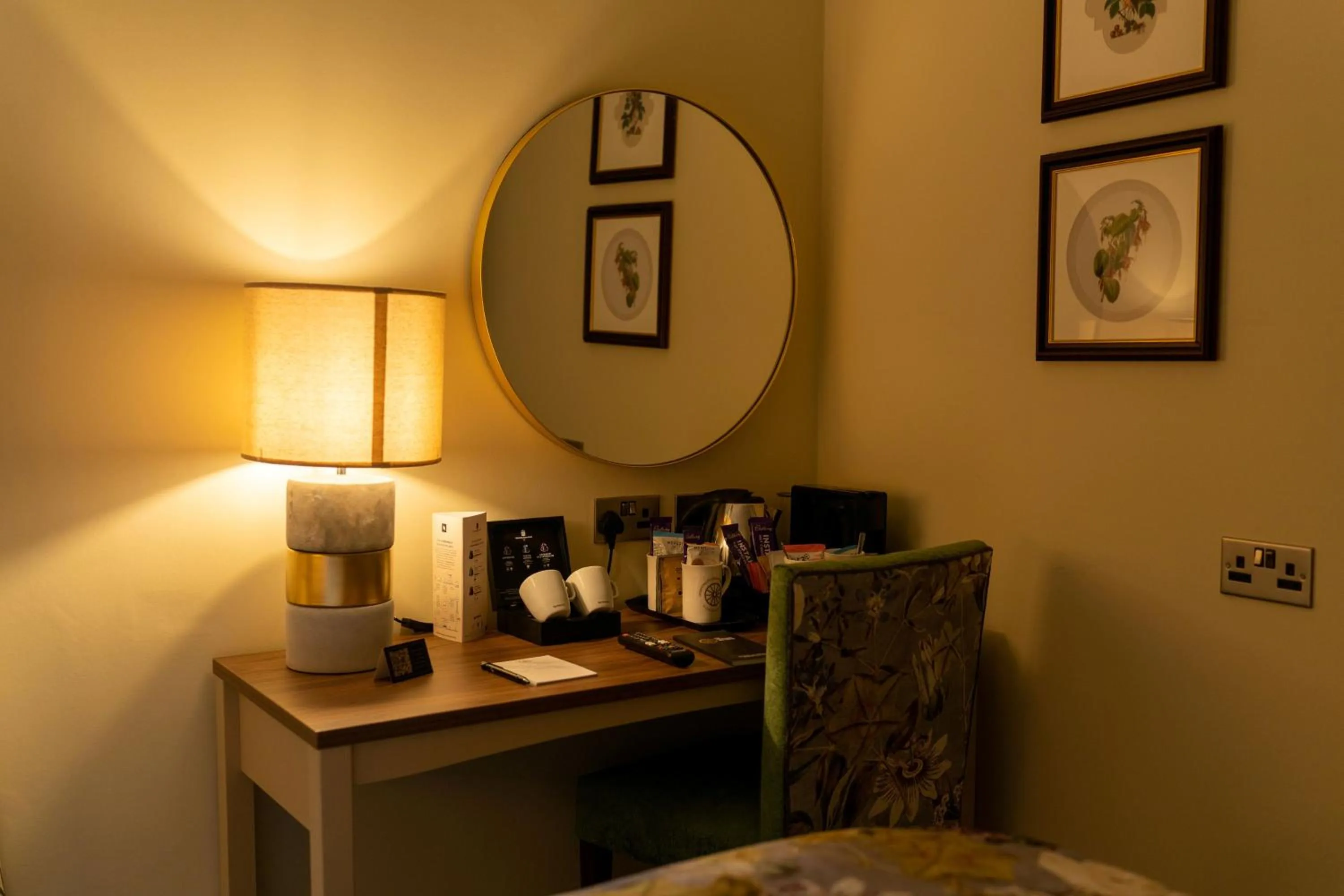 The Warwick Arms Hotel - The Coaching Inn Group