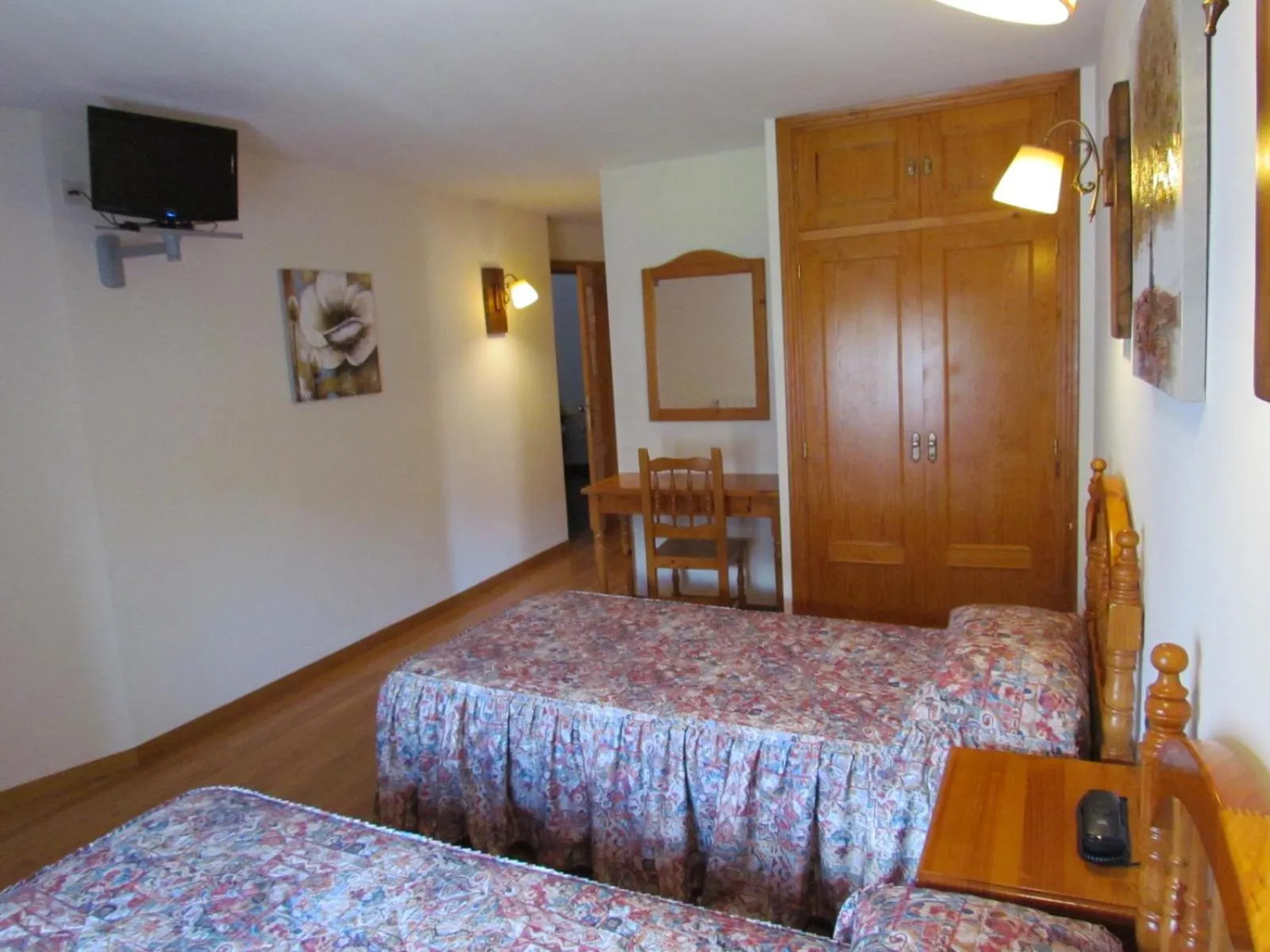 Bed in Hotel Las Nieves