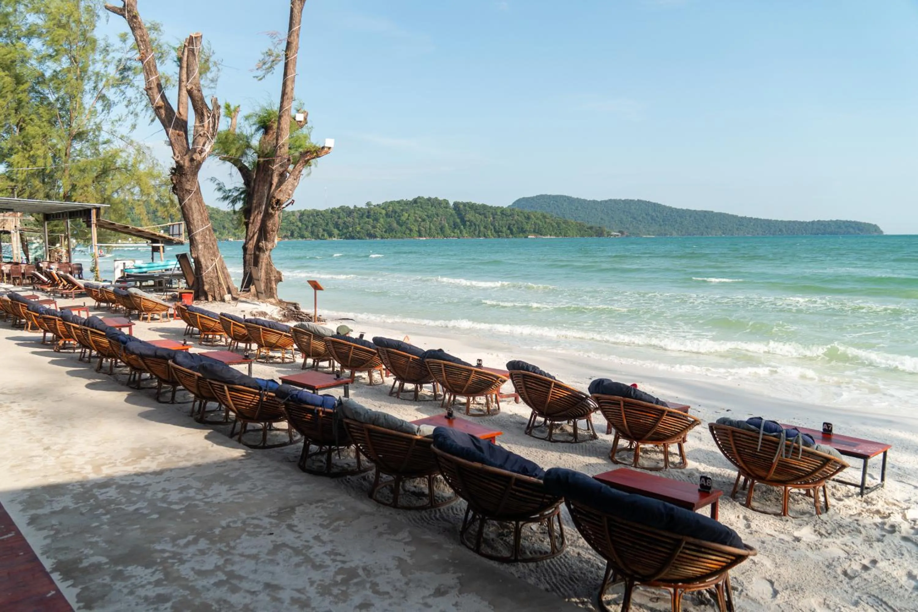 Beach in Onederz Koh Rong Sanloem