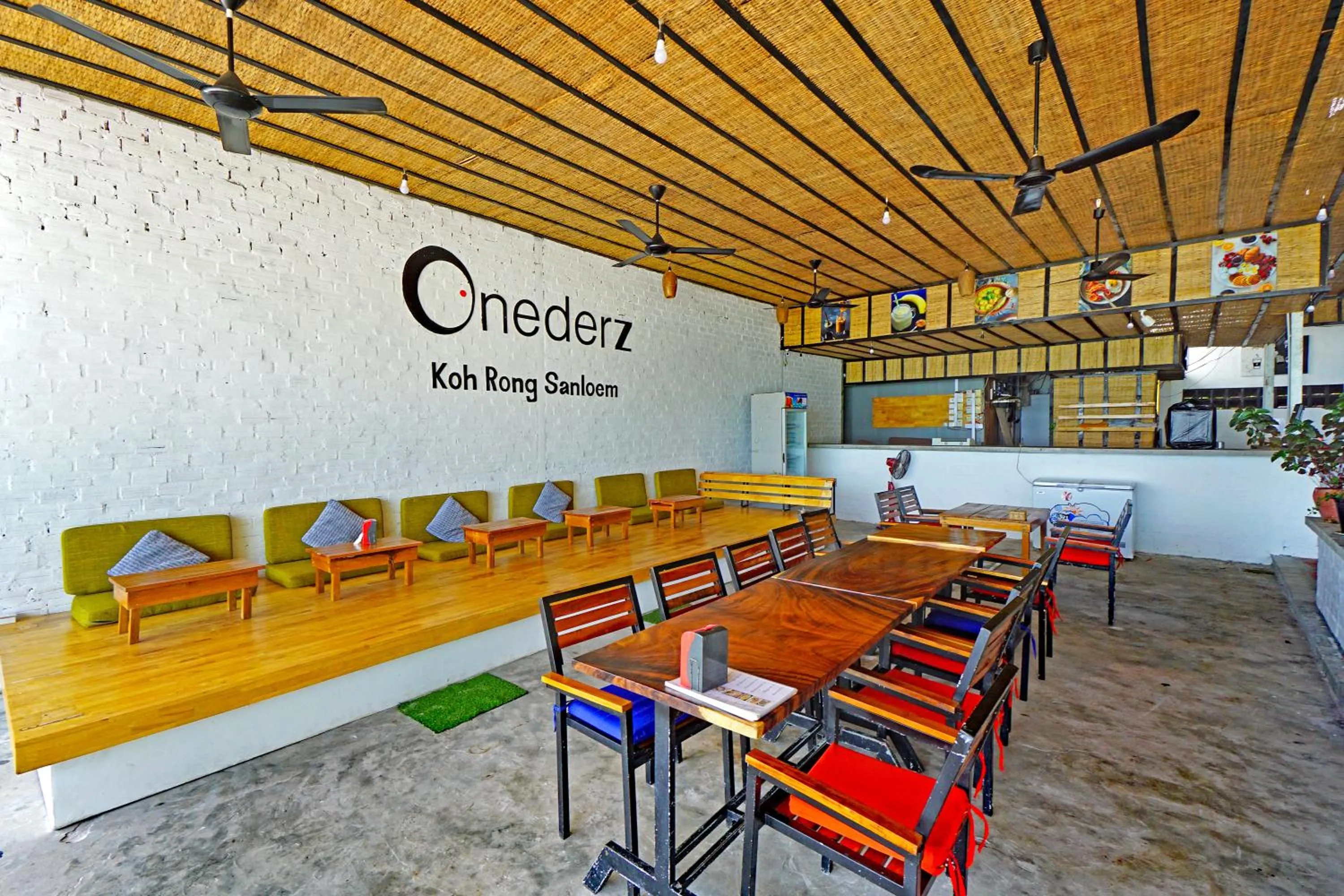 Restaurant/places to eat in Onederz Koh Rong Sanloem