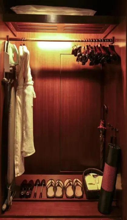 wardrobe in Sanya LUHUITOU Resort & Spa