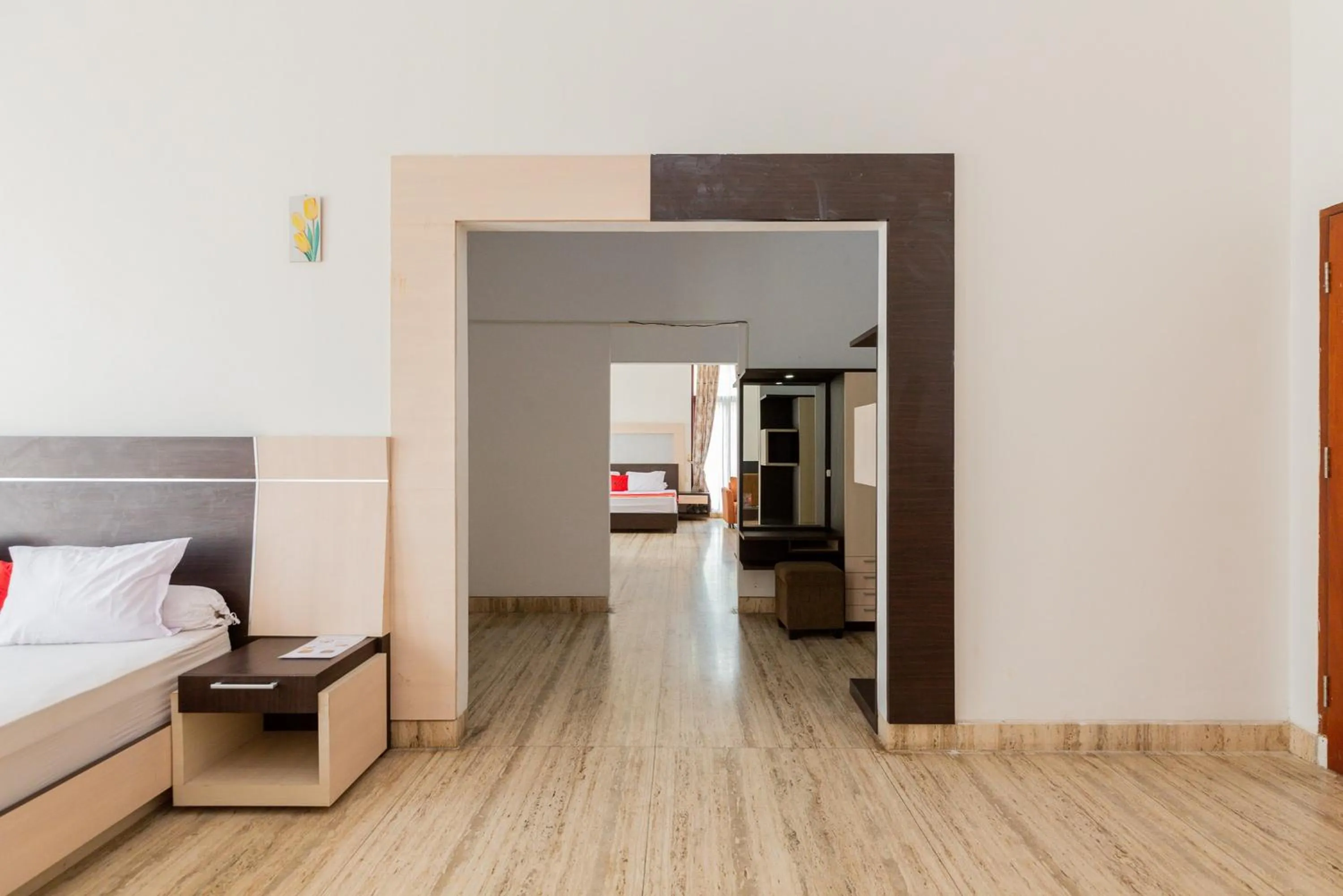 Bedroom, Bed in RedDoorz Premium near Stasiun Lenteng Agung