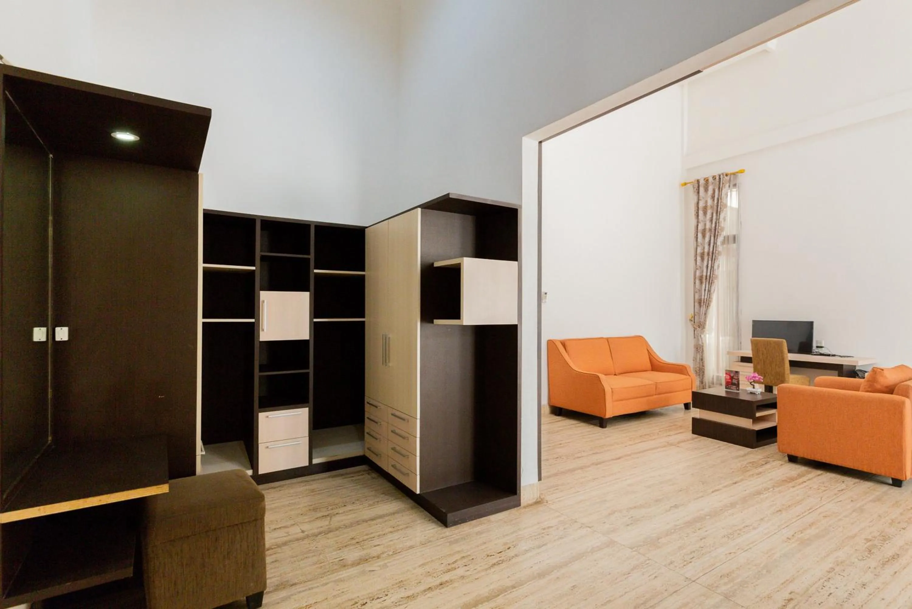 Living room in RedDoorz Premium near Stasiun Lenteng Agung