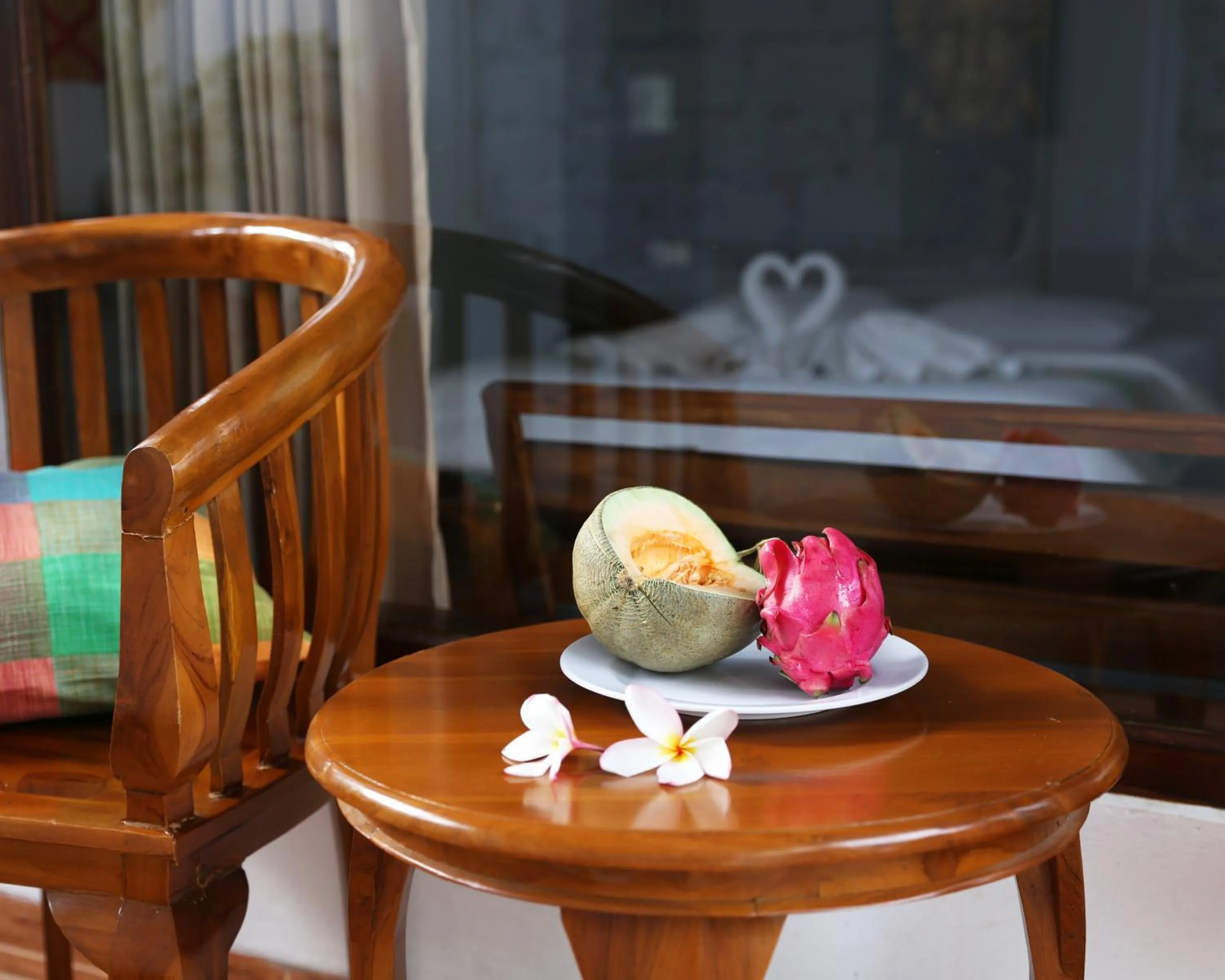 Seating area in Kuri Garden Cottage