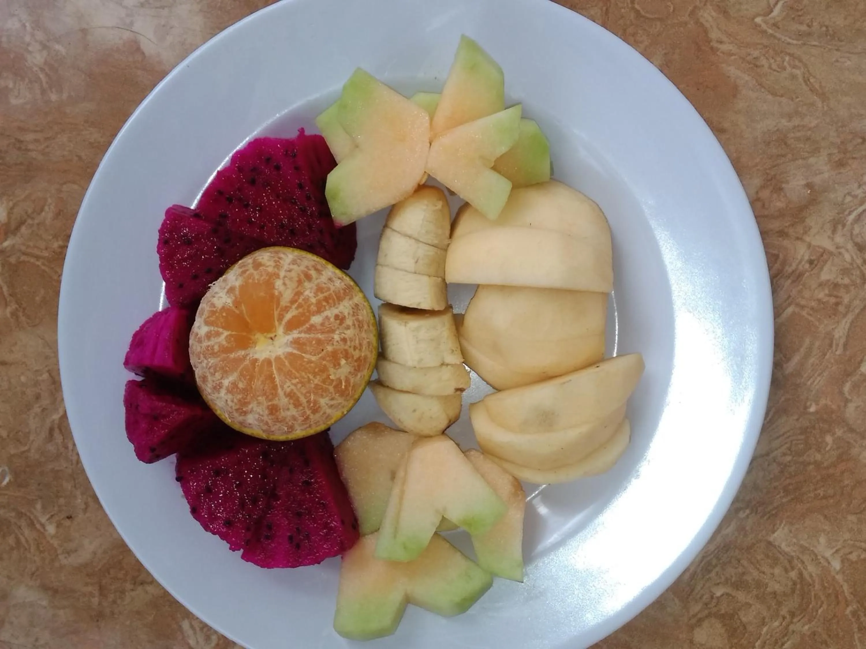 Food and drinks in Kuri Garden Cottage